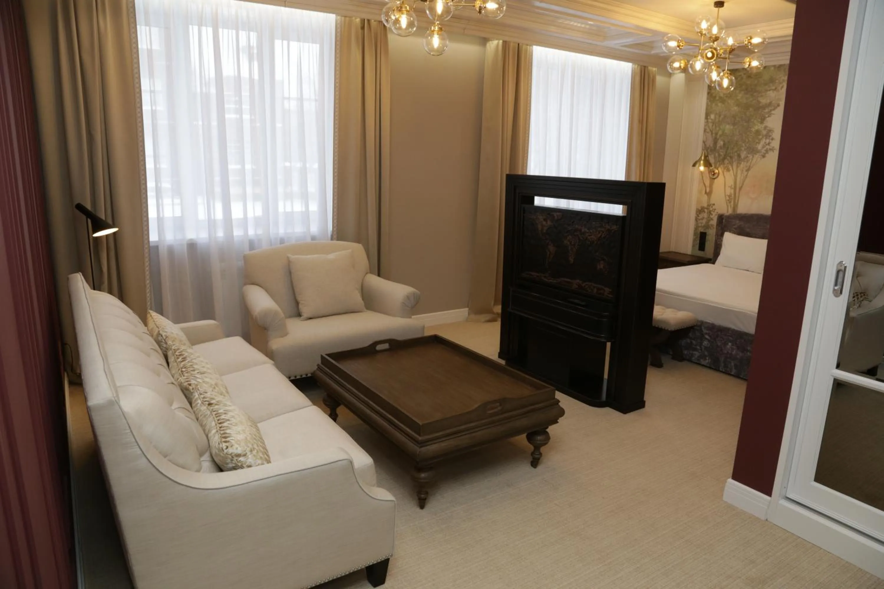 King Suite - single occupancy in TELEGRAPH INN
