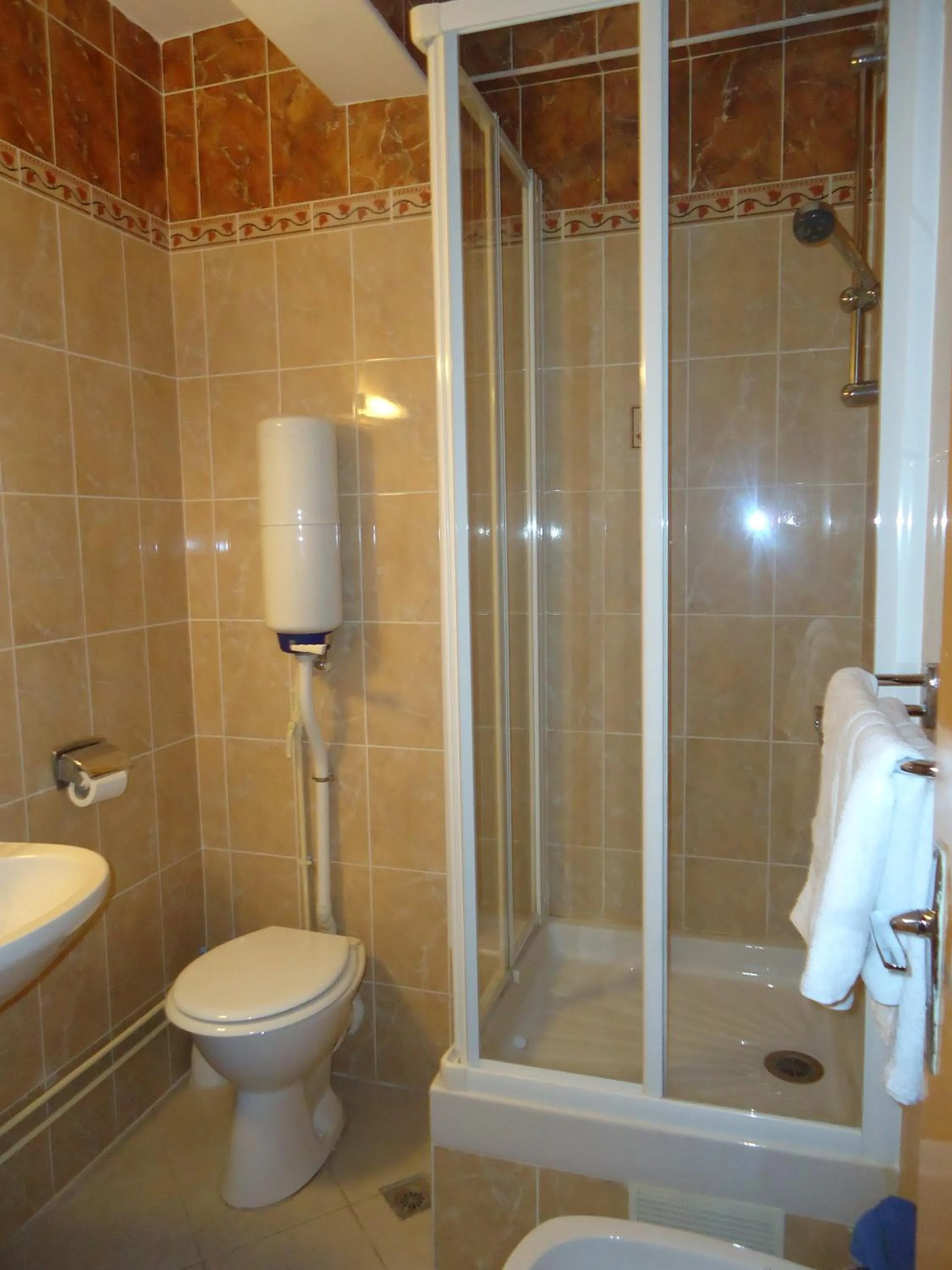 Bathroom in Hotel des Belges