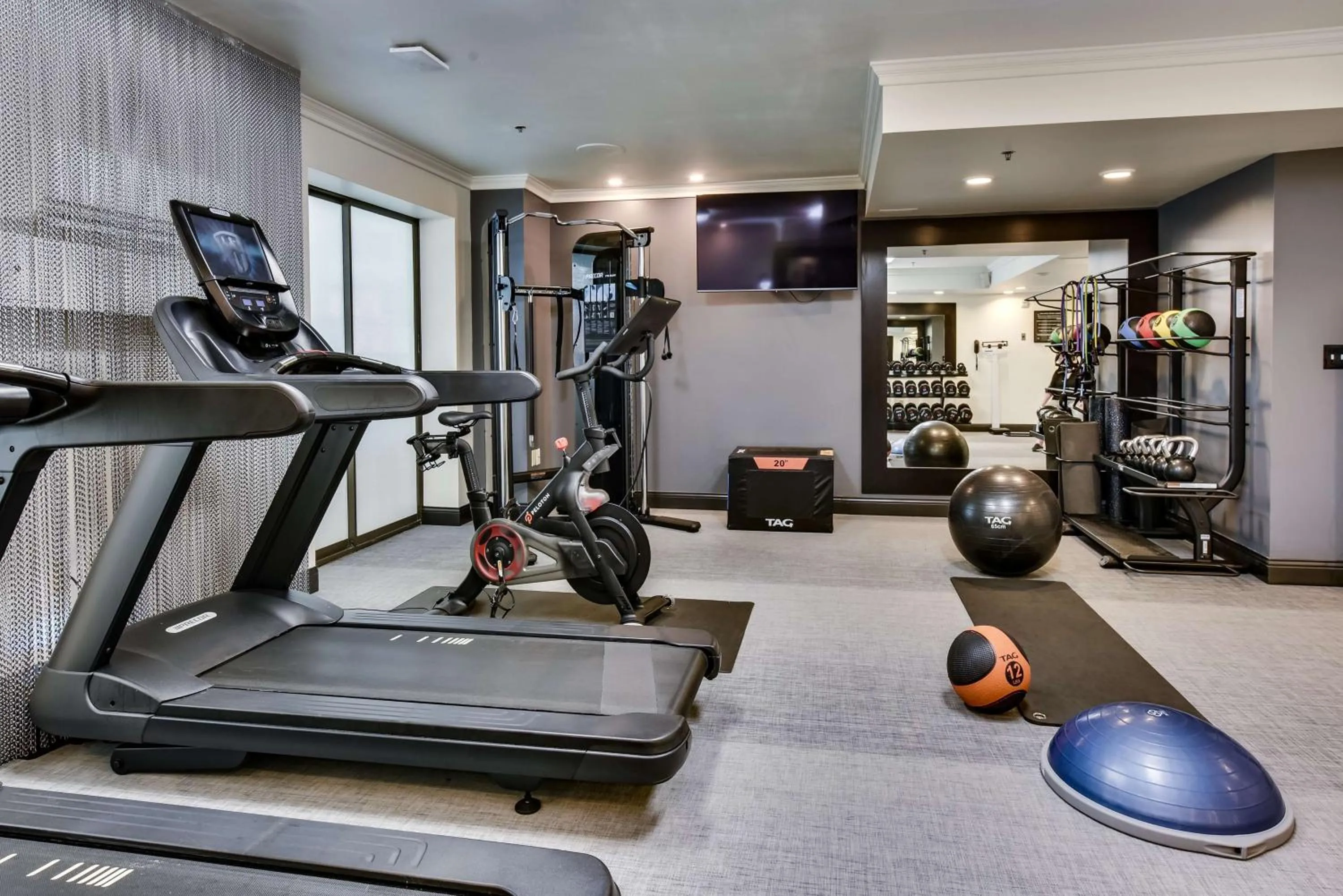 Fitness centre/facilities in Hilton Mystic