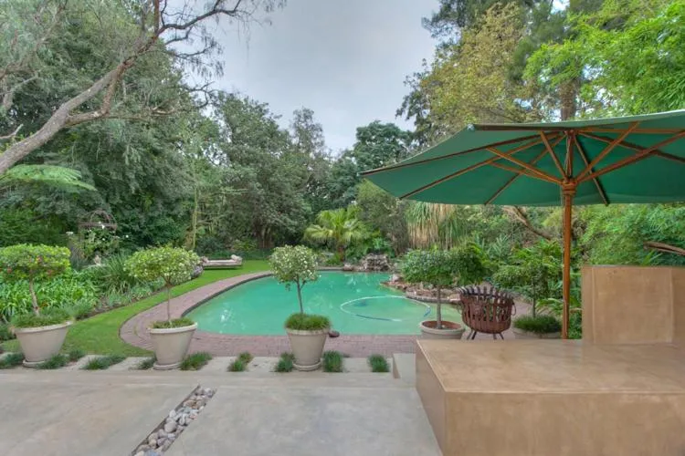 Swimming pool in The Lemon Tree Self- Catering