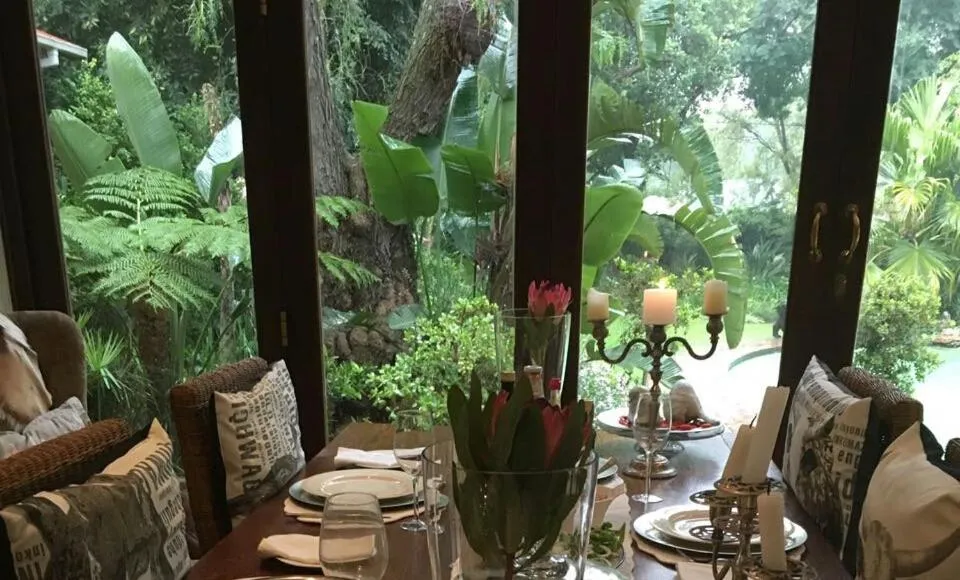 Dining area in The Lemon Tree Self- Catering