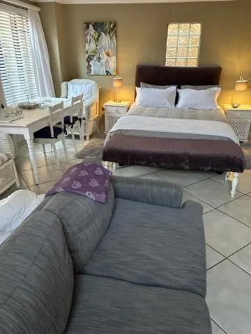 Bed in The Lemon Tree Self- Catering
