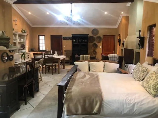 Photo of the whole room, Bed in The Lemon Tree Self- Catering