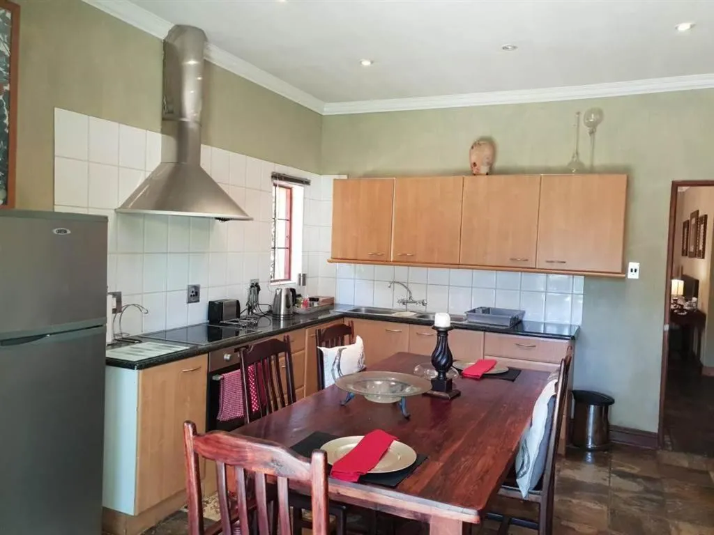 Kitchen or kitchenette in The Lemon Tree Self- Catering