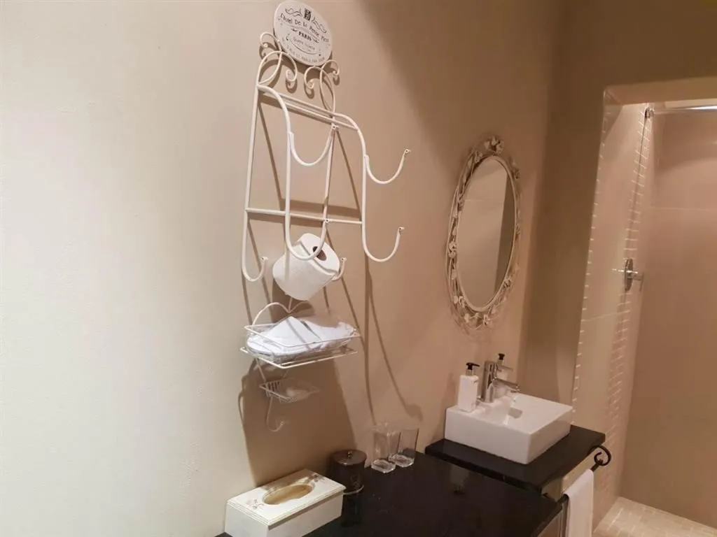 Shower in The Lemon Tree Self- Catering
