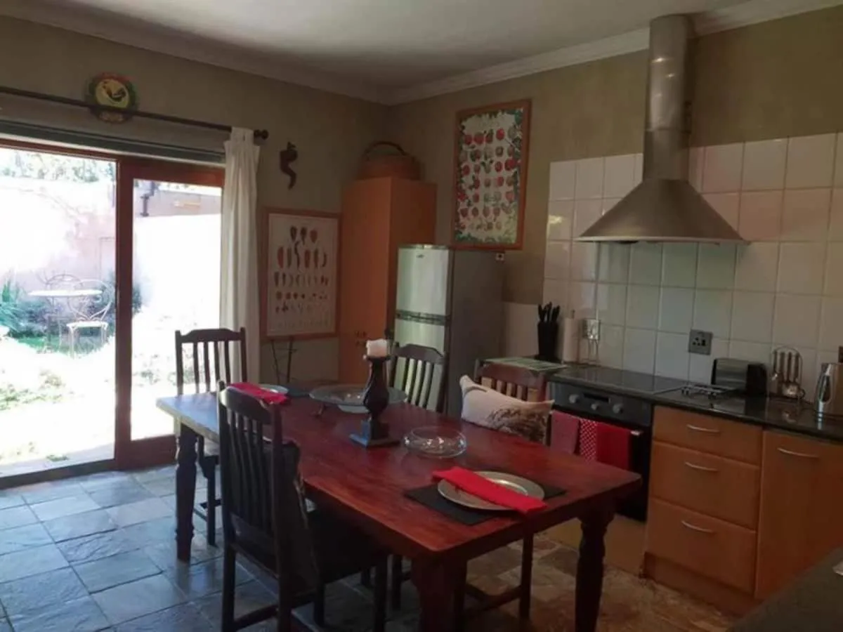 Kitchen or kitchenette in The Lemon Tree Self- Catering