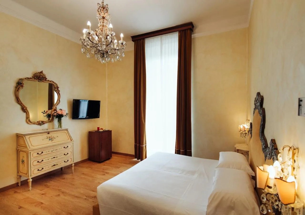 Bed in Grand Hotel Excelsior