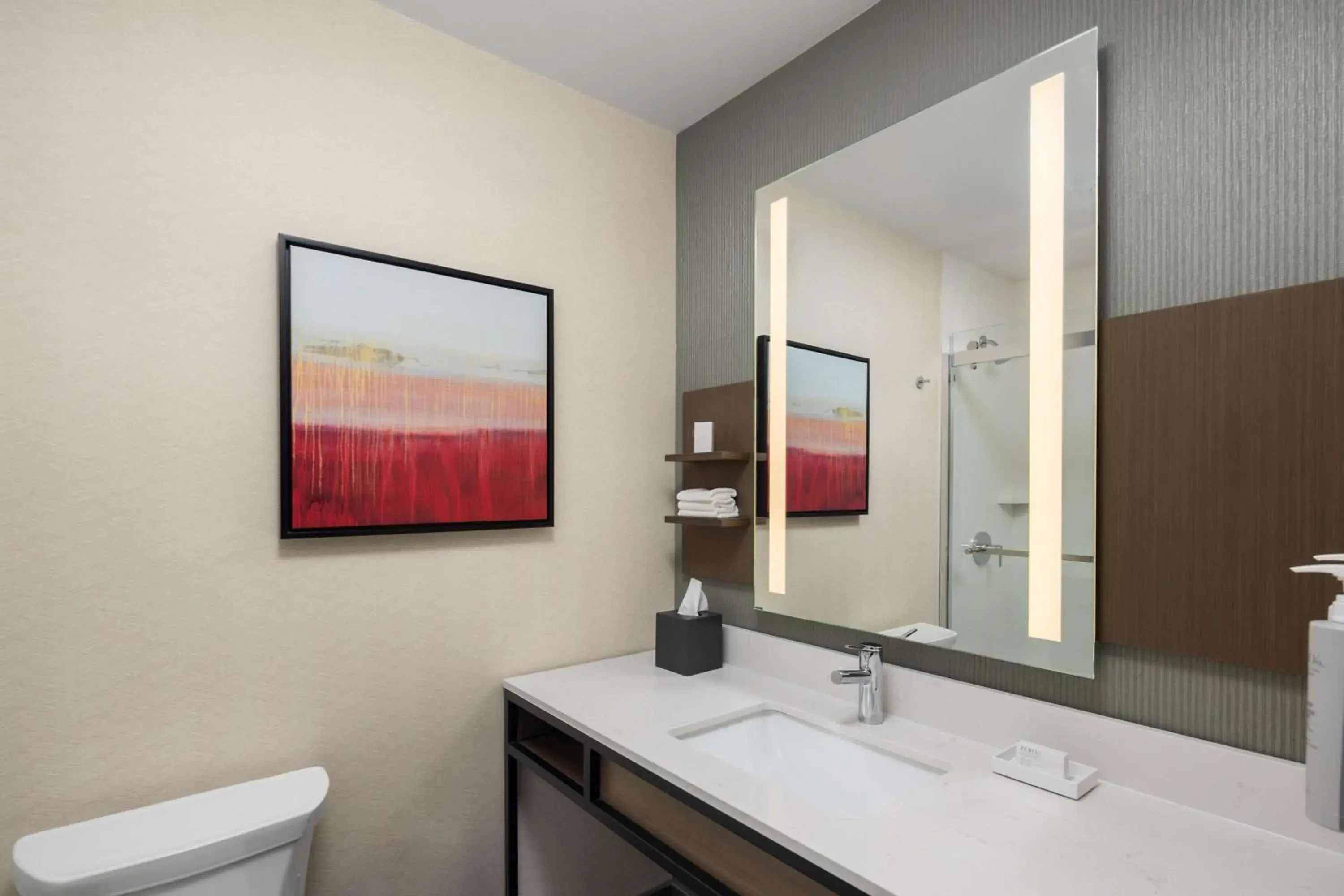 Bathroom in Hilton Garden Inn Spokane Airport Bathroom in Hilton Garden Inn Spokane Airport