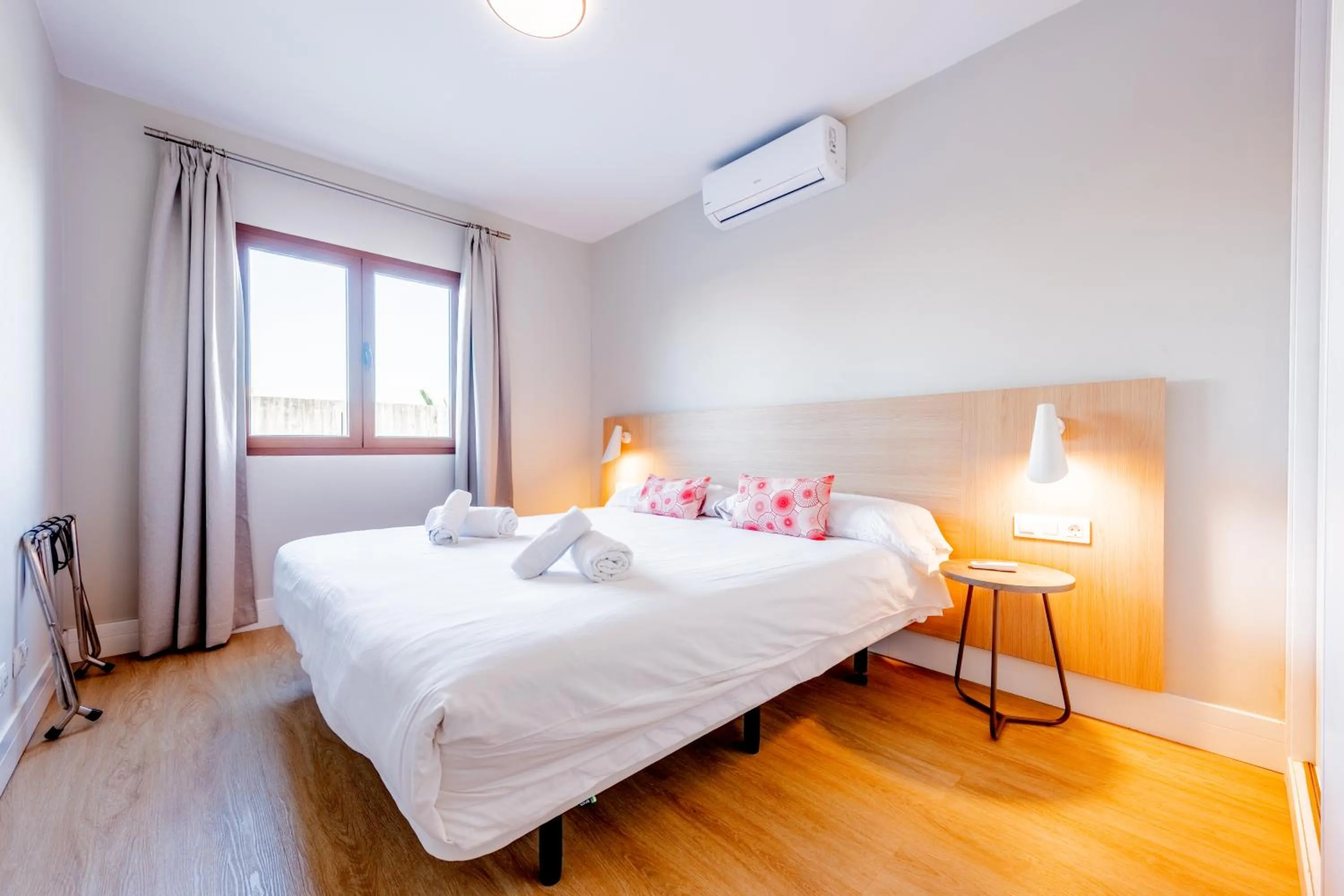 Bed in Ereza Villas Alicia