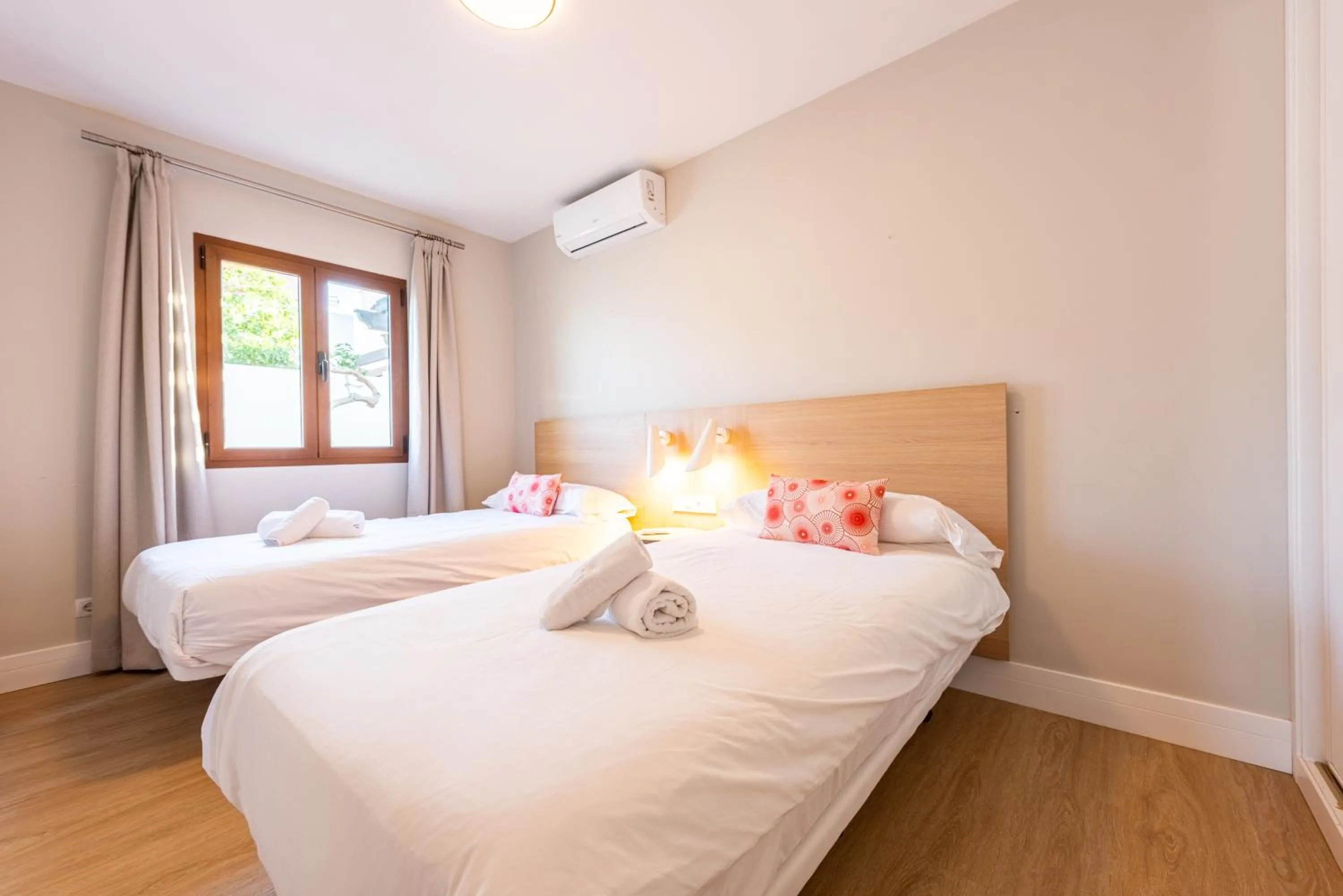 Bed in Ereza Villas Alicia