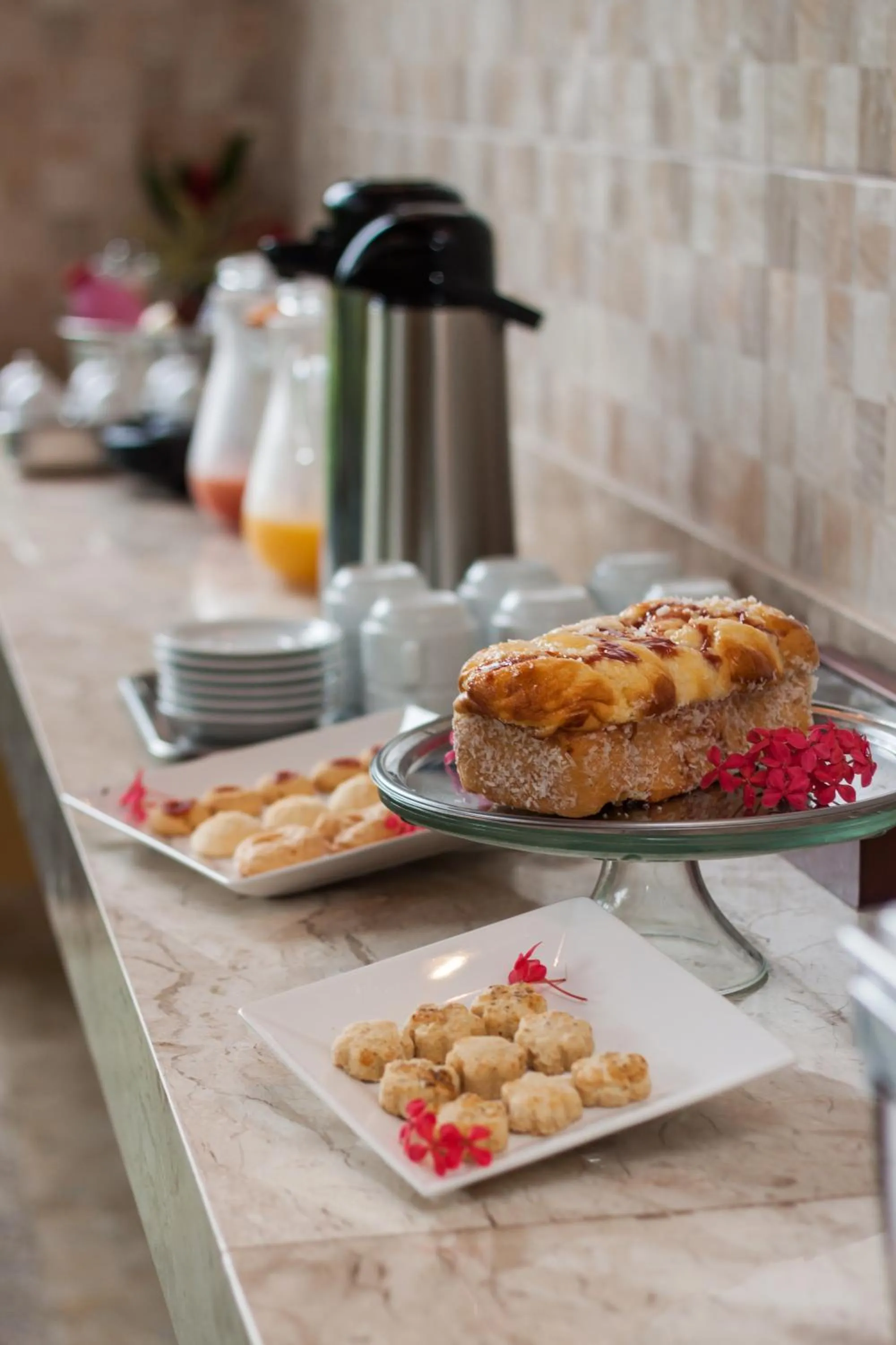 Buffet breakfast in Pousada Espaço do Sagui - Taipu de Fora