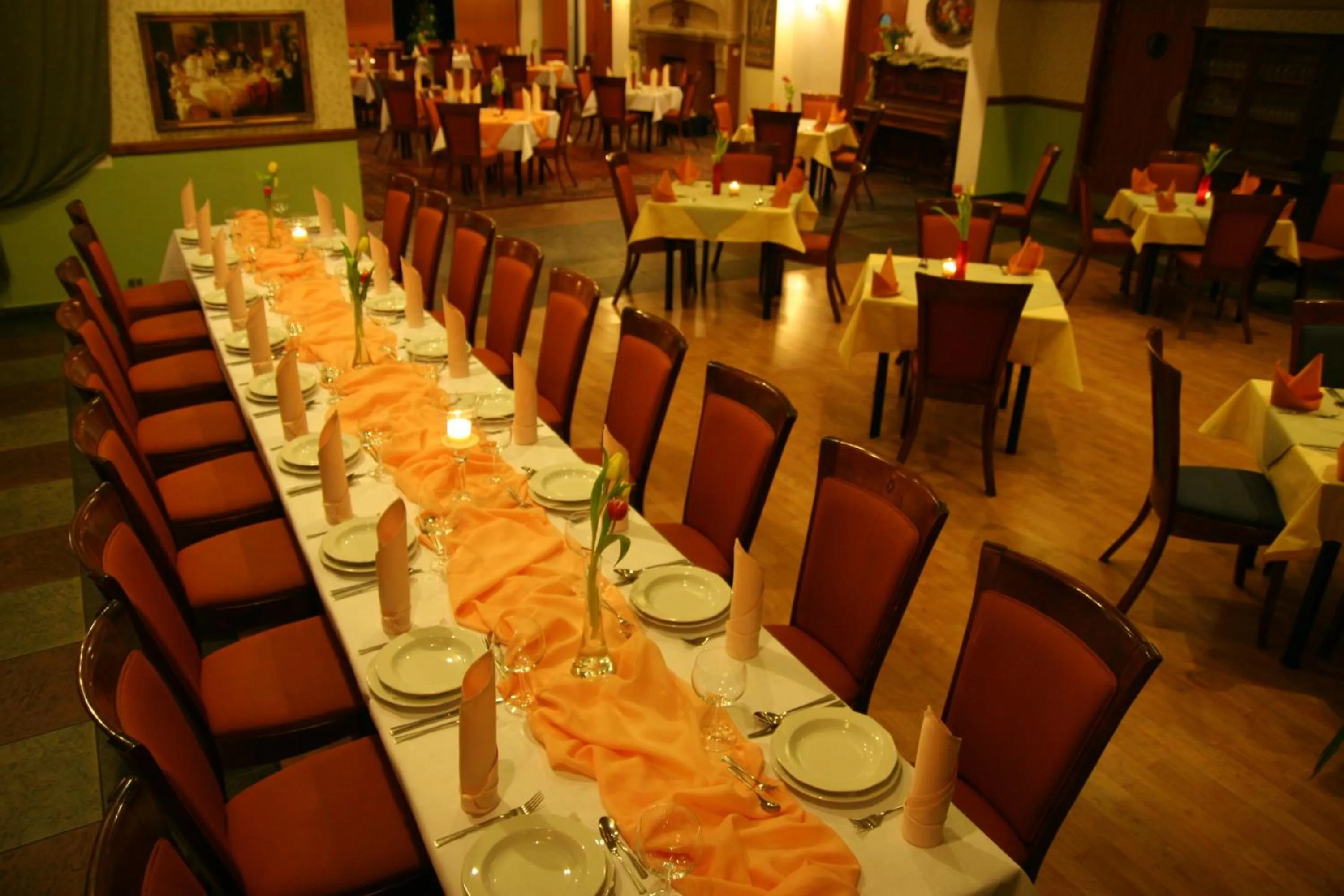 Restaurant/places to eat in Hotel Karolinka