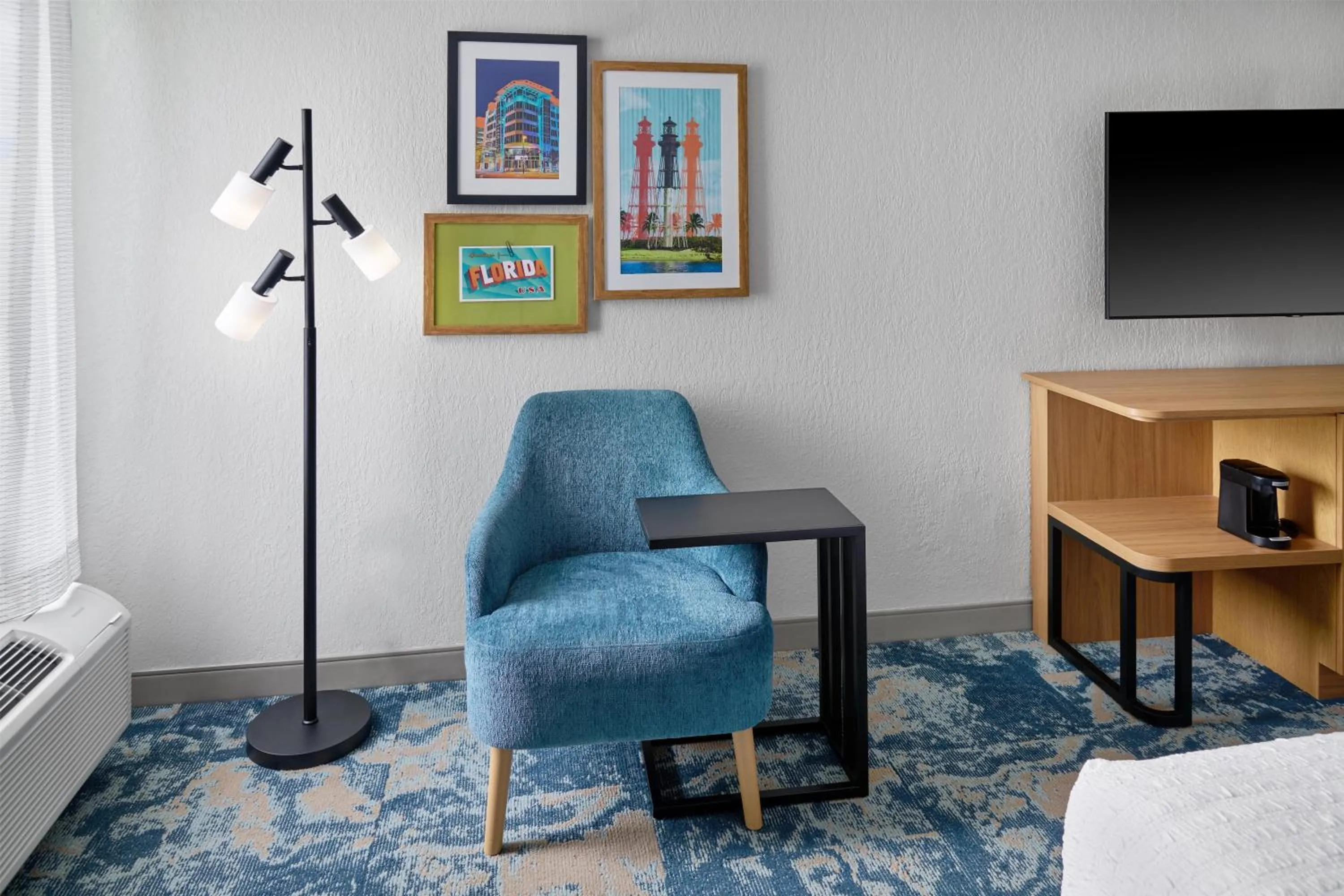 Bed in Hampton Inn Fort Lauderdale Plantation