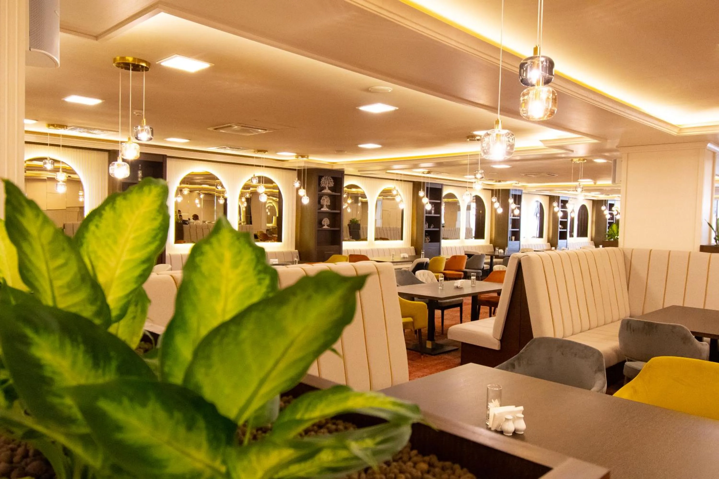 Restaurant/places to eat in Admiral Hotel - Ultra All Inclusive & Private Beach