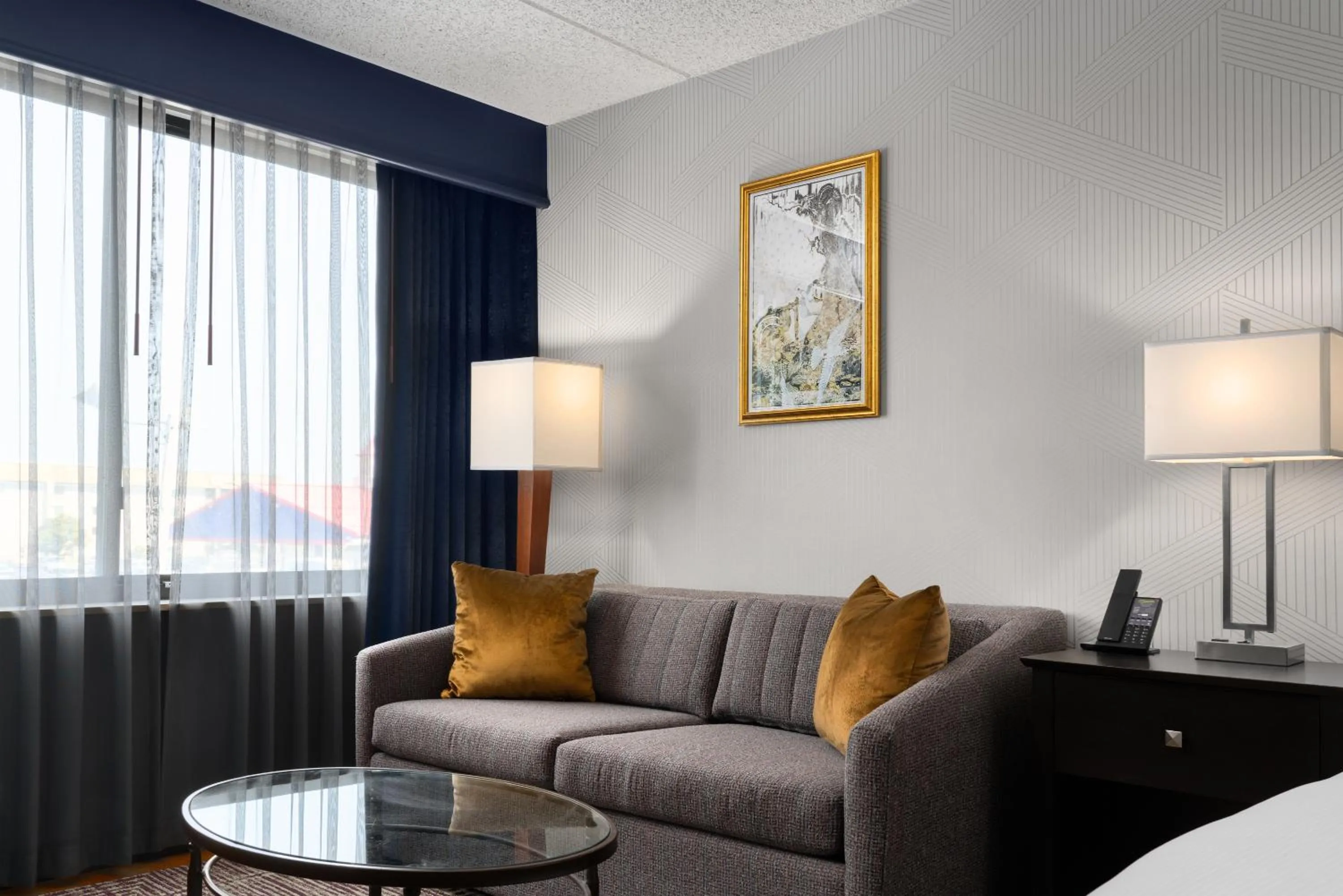 DoubleTree by Hilton Bradley International Airport