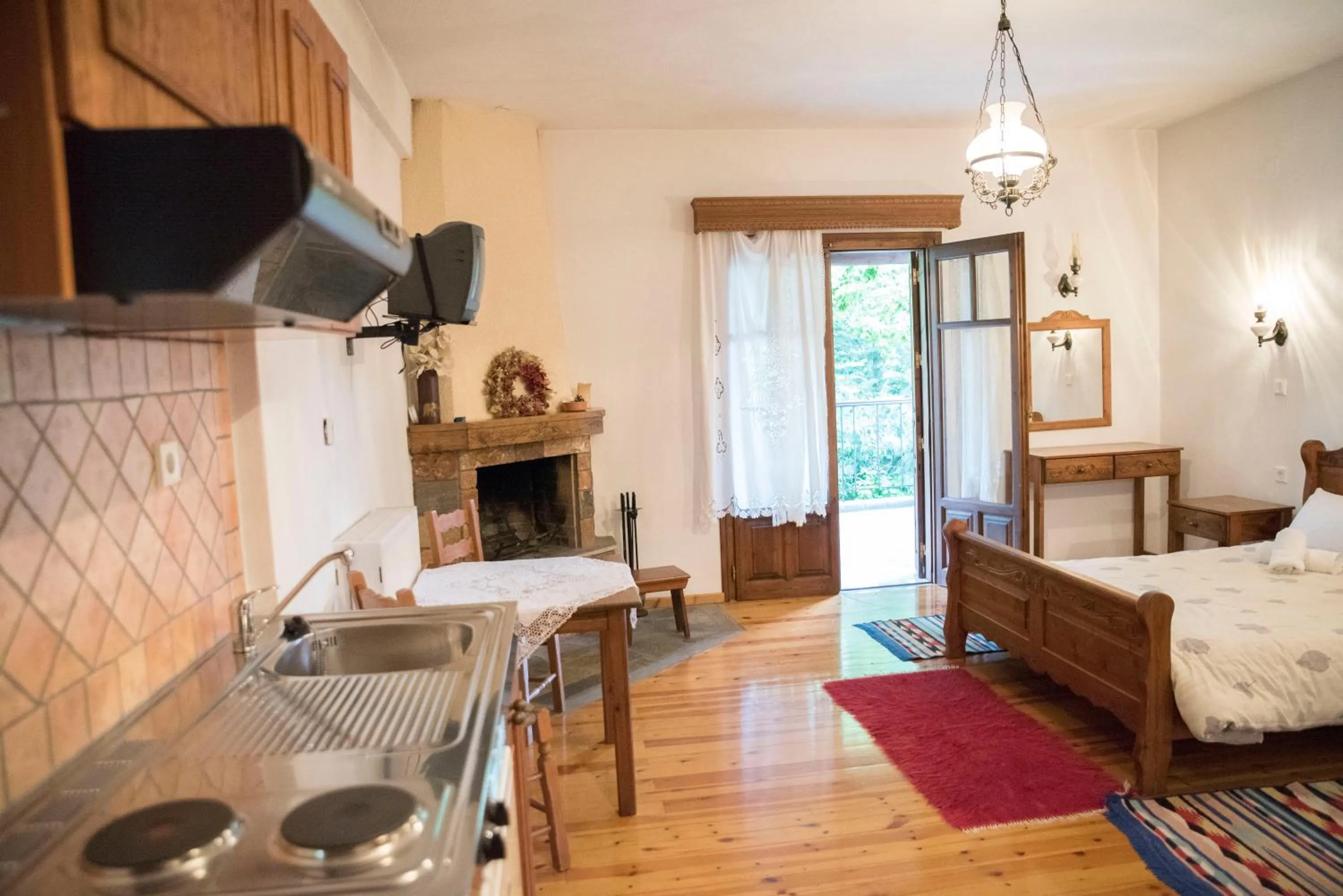 Bed in Archontiko Christodoulou