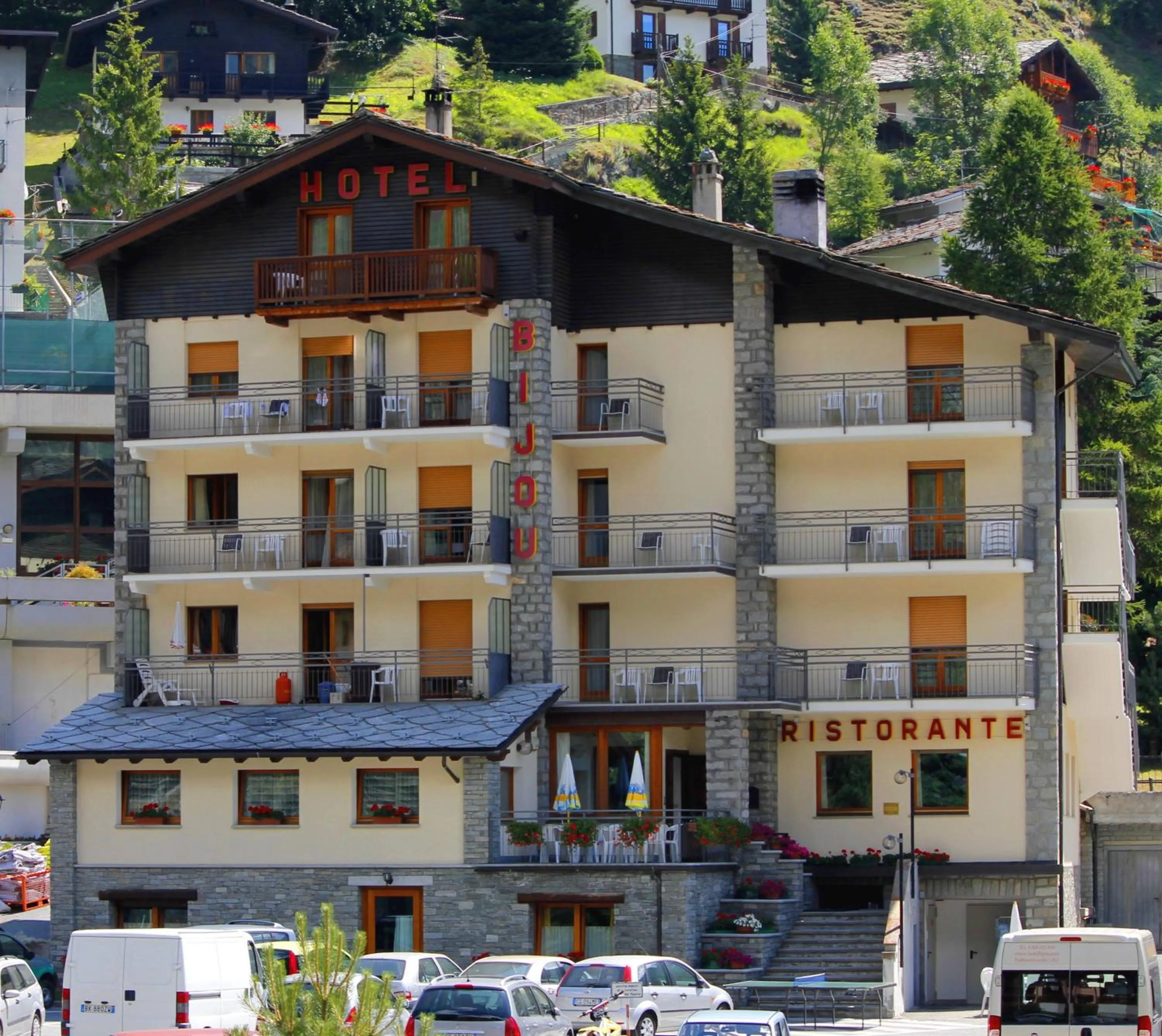 Property building in Hotel Bijou