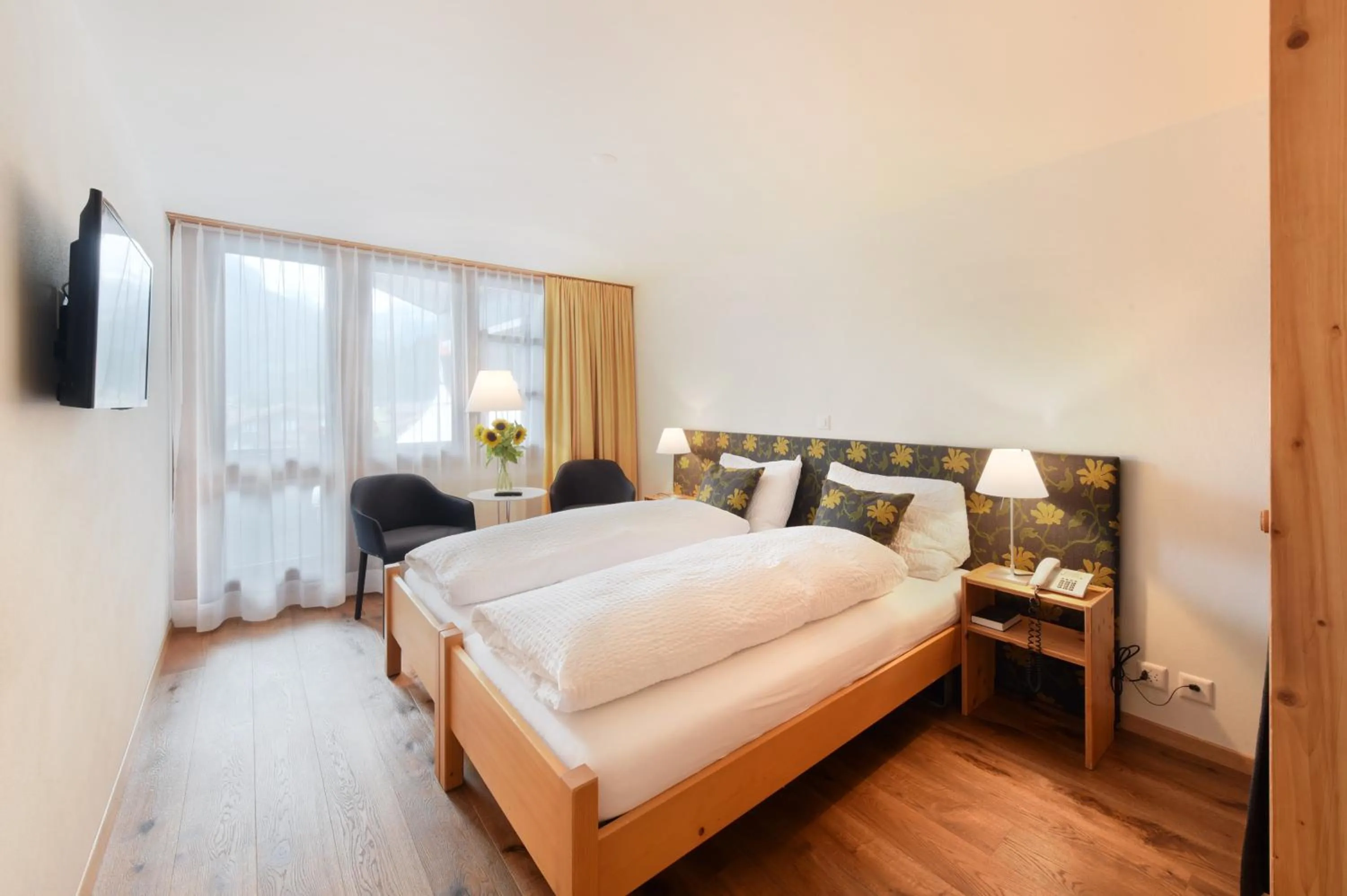 Photo of the whole room, Bed in Hotel Krone Lenk