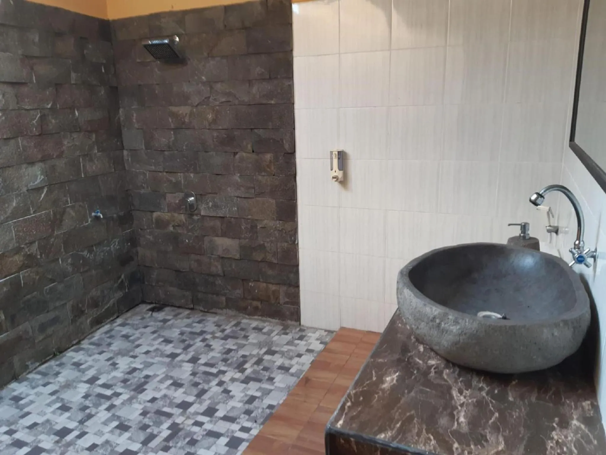 Bathroom in Tiis Garden Puri Villas