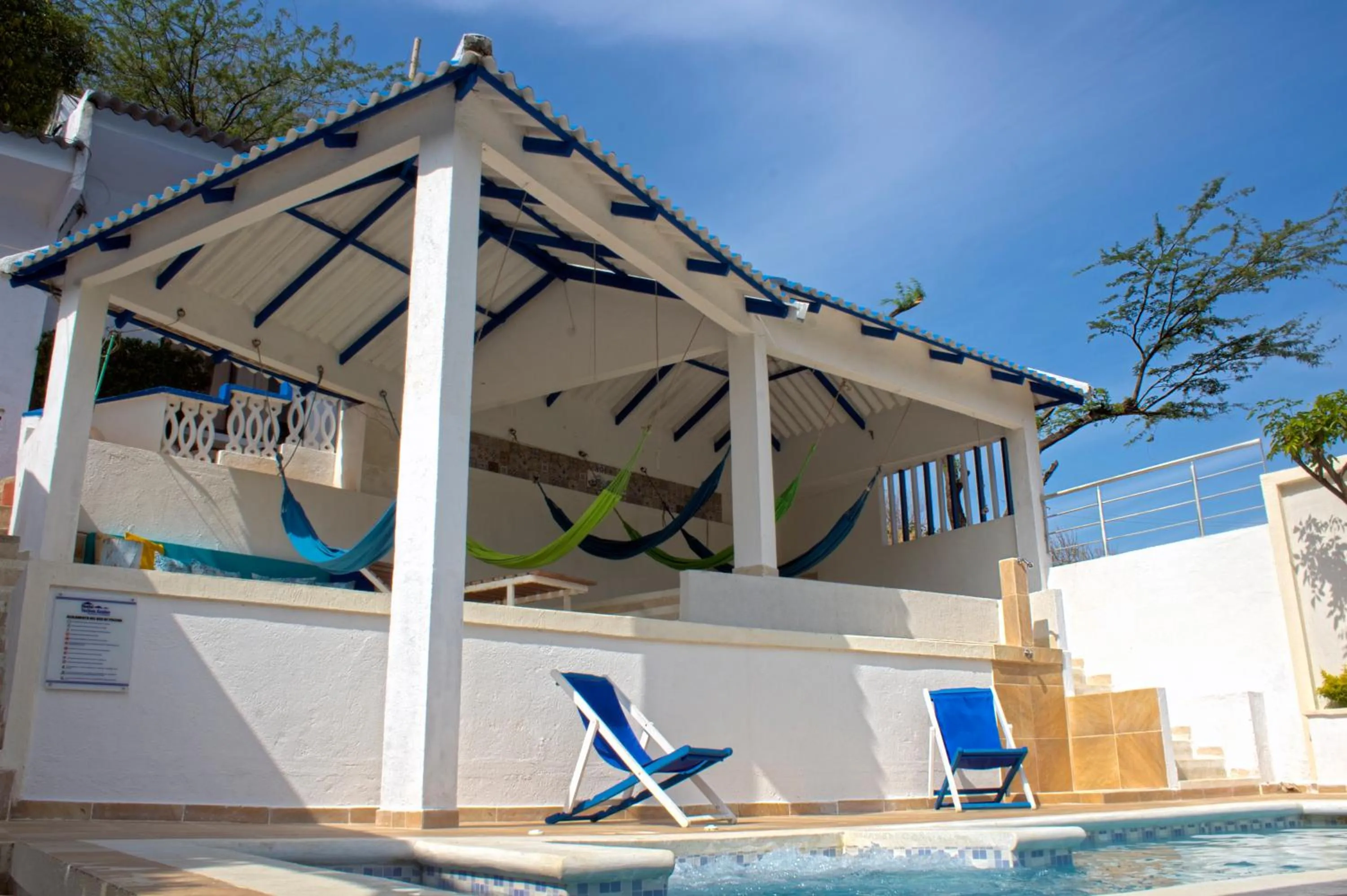 Property building in Techos Azules