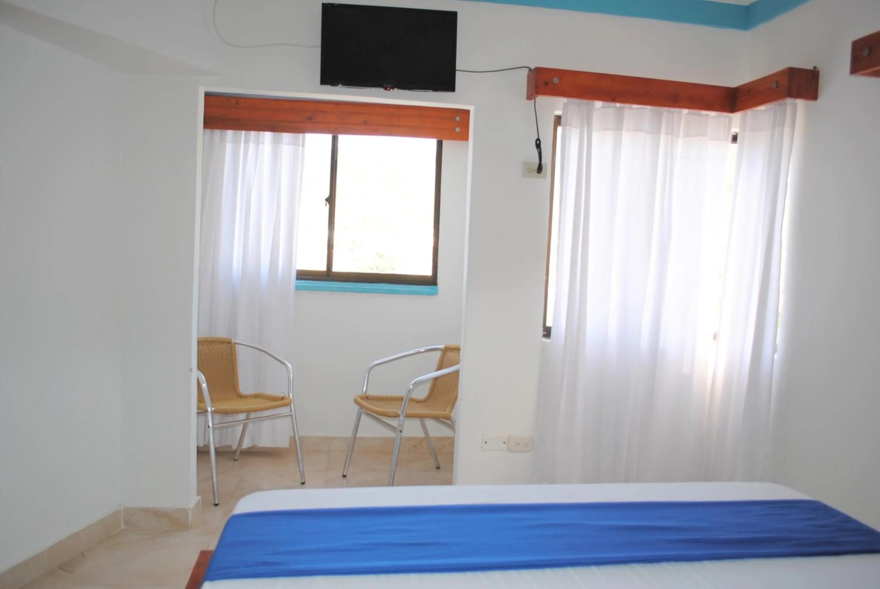 Day, Bed in Techos Azules