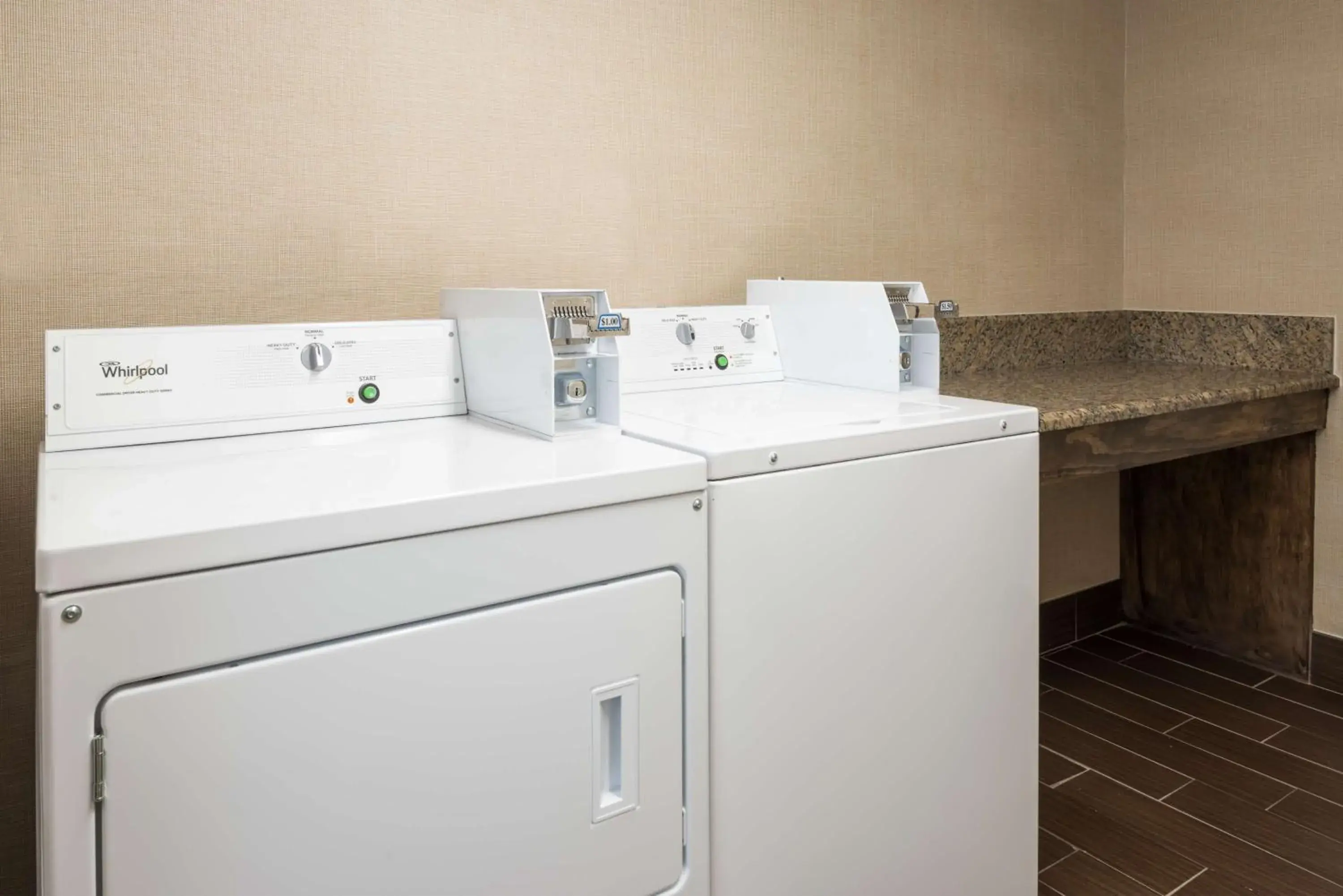 Property building in Hampton Inn Bonita Springs Naples North Property building in Hampton Inn Bonita Springs Naples North