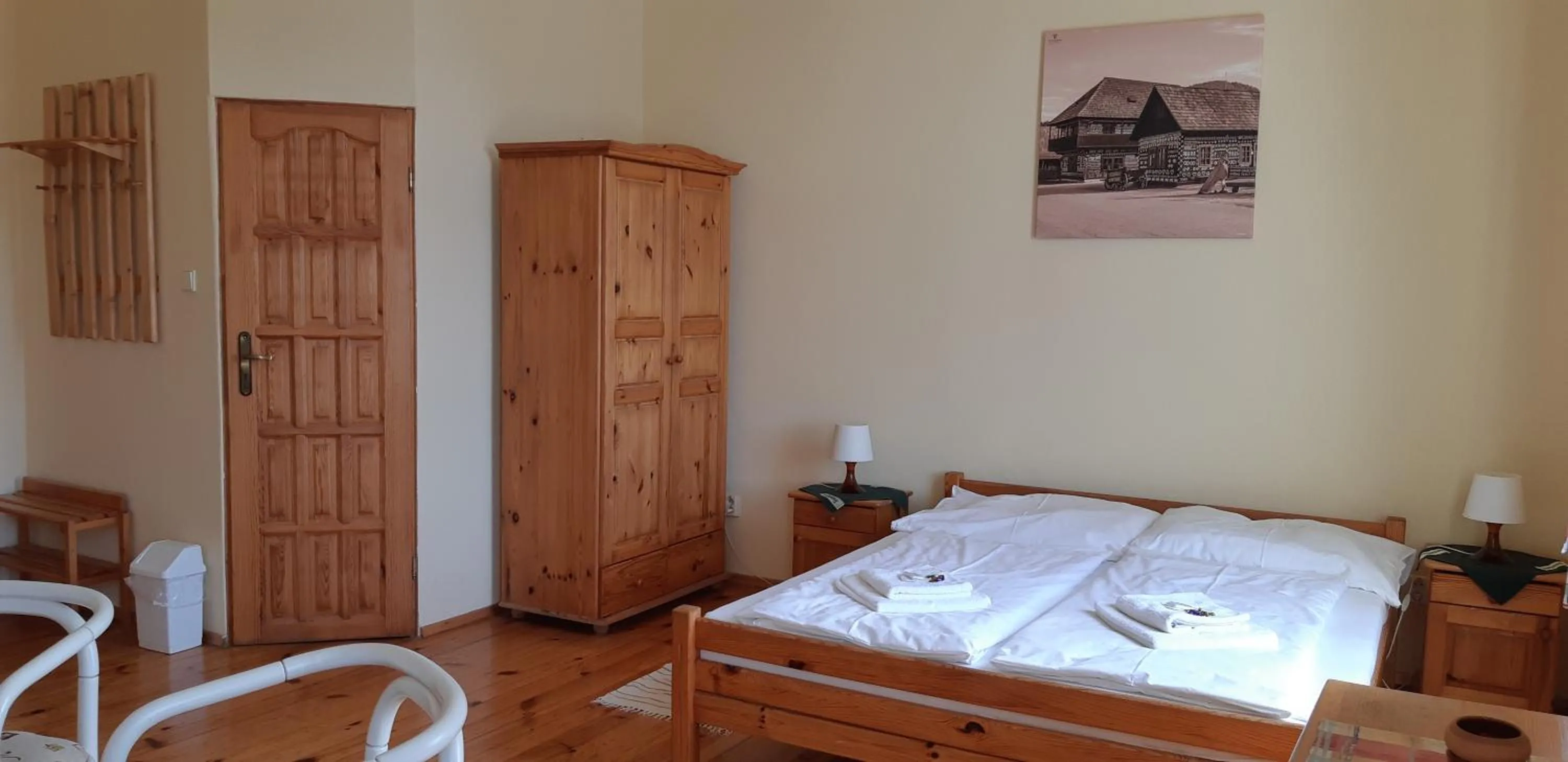 Bed in Victoria - Penzion & Restaurant