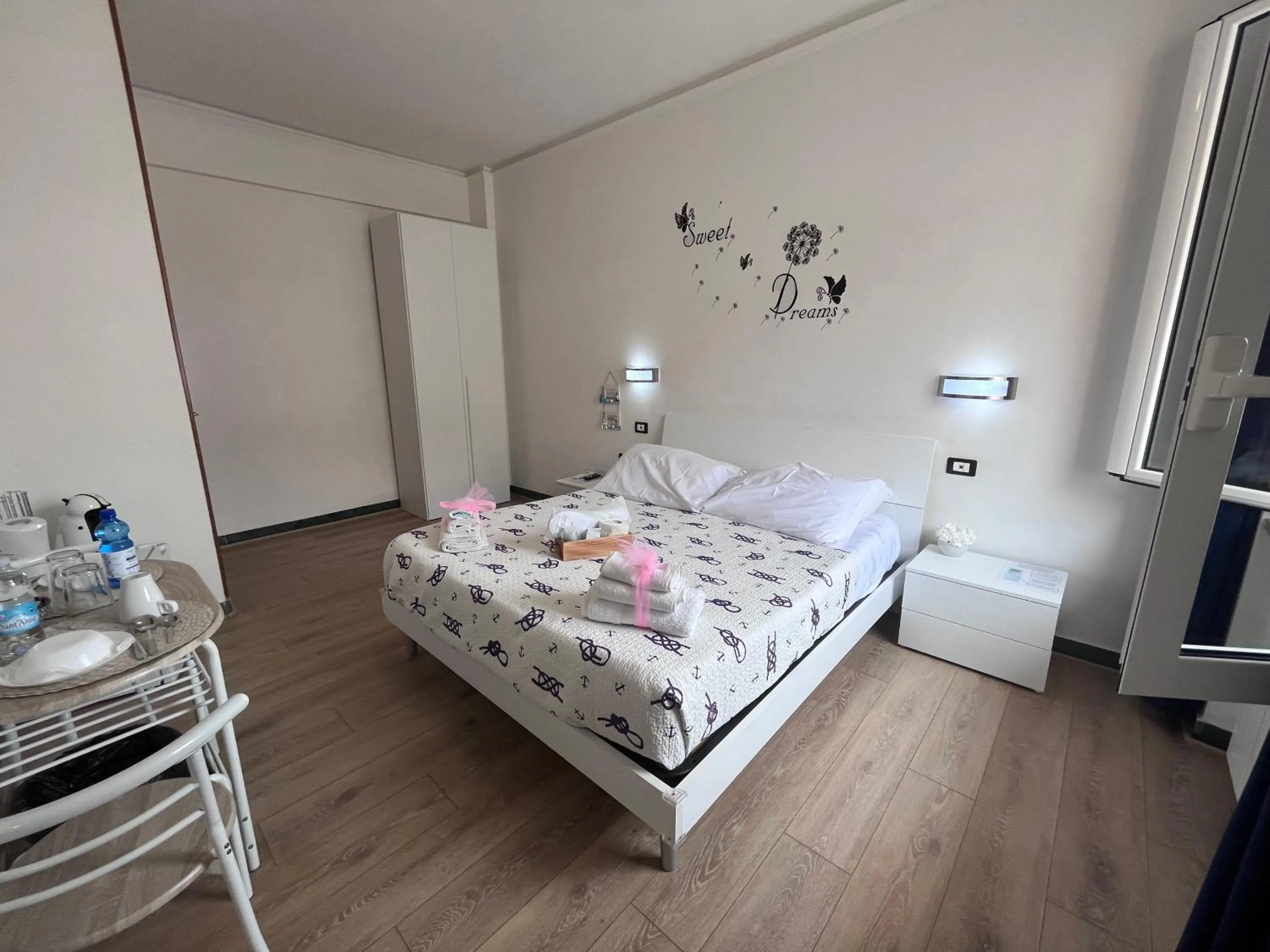 Bedroom, Bed in Affittacamere Il Veliero