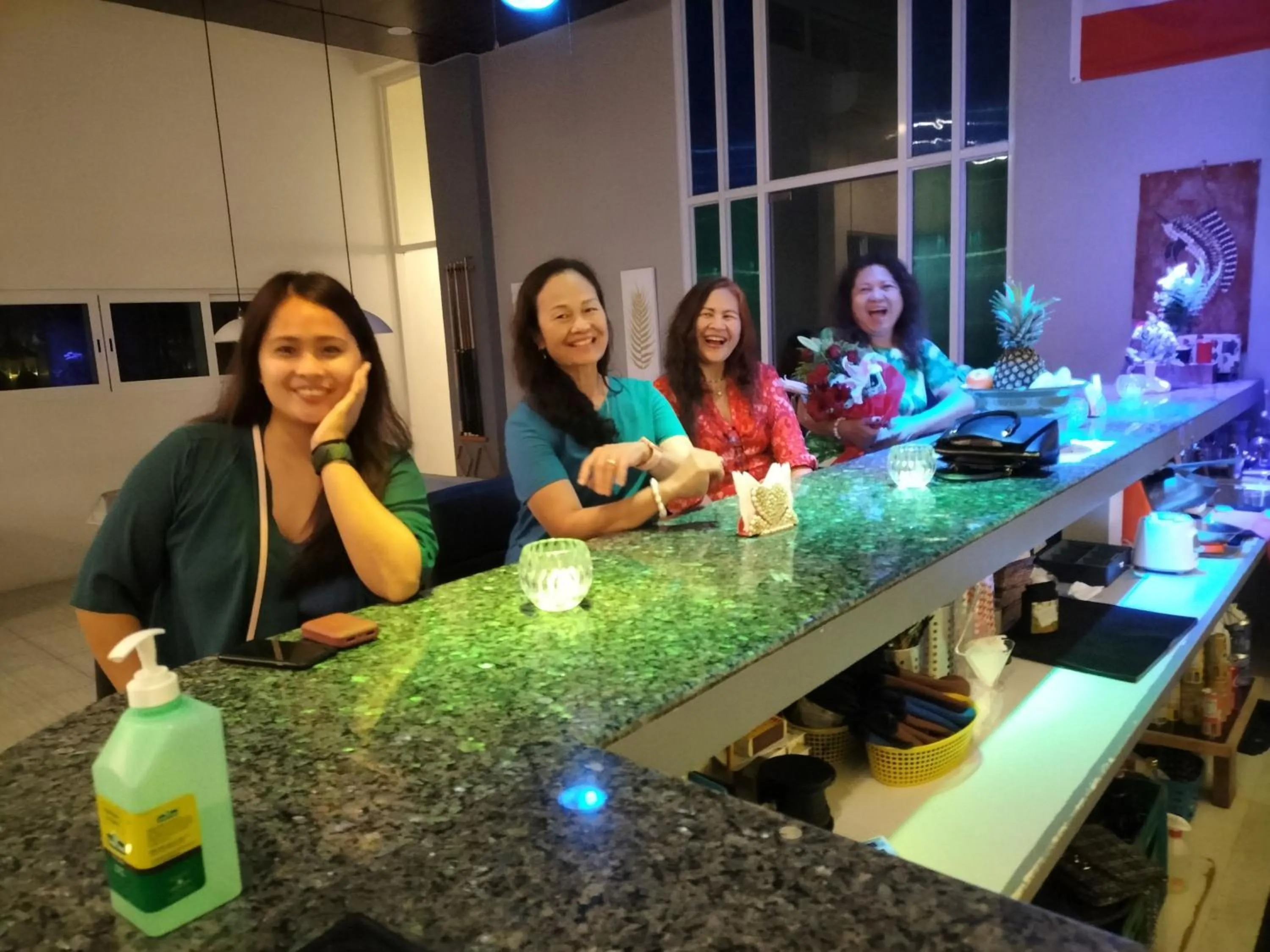 Restaurant/places to eat in Panglao Sea Resort - Tangnan