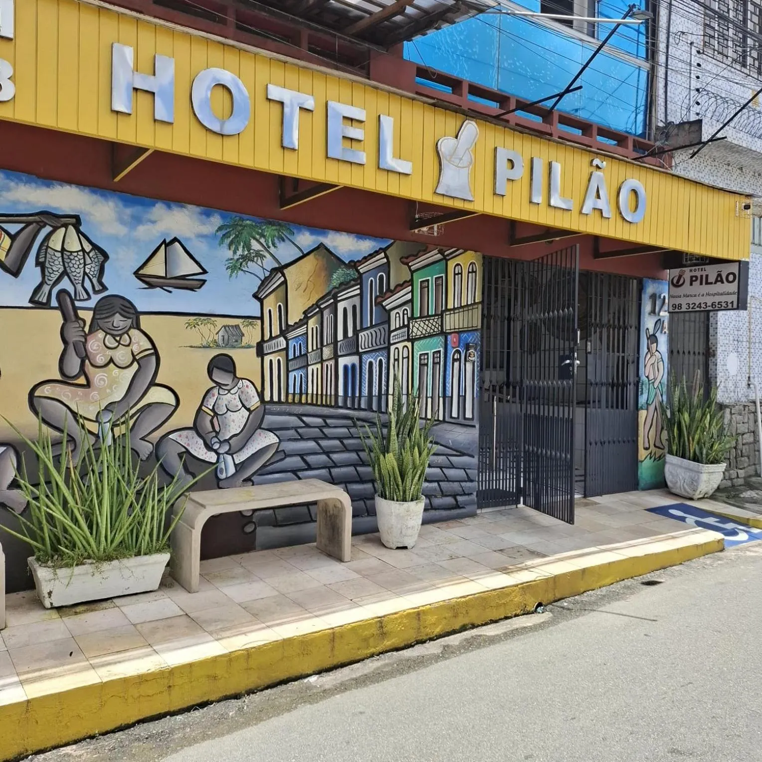 Facade/entrance in Hotel Pilão