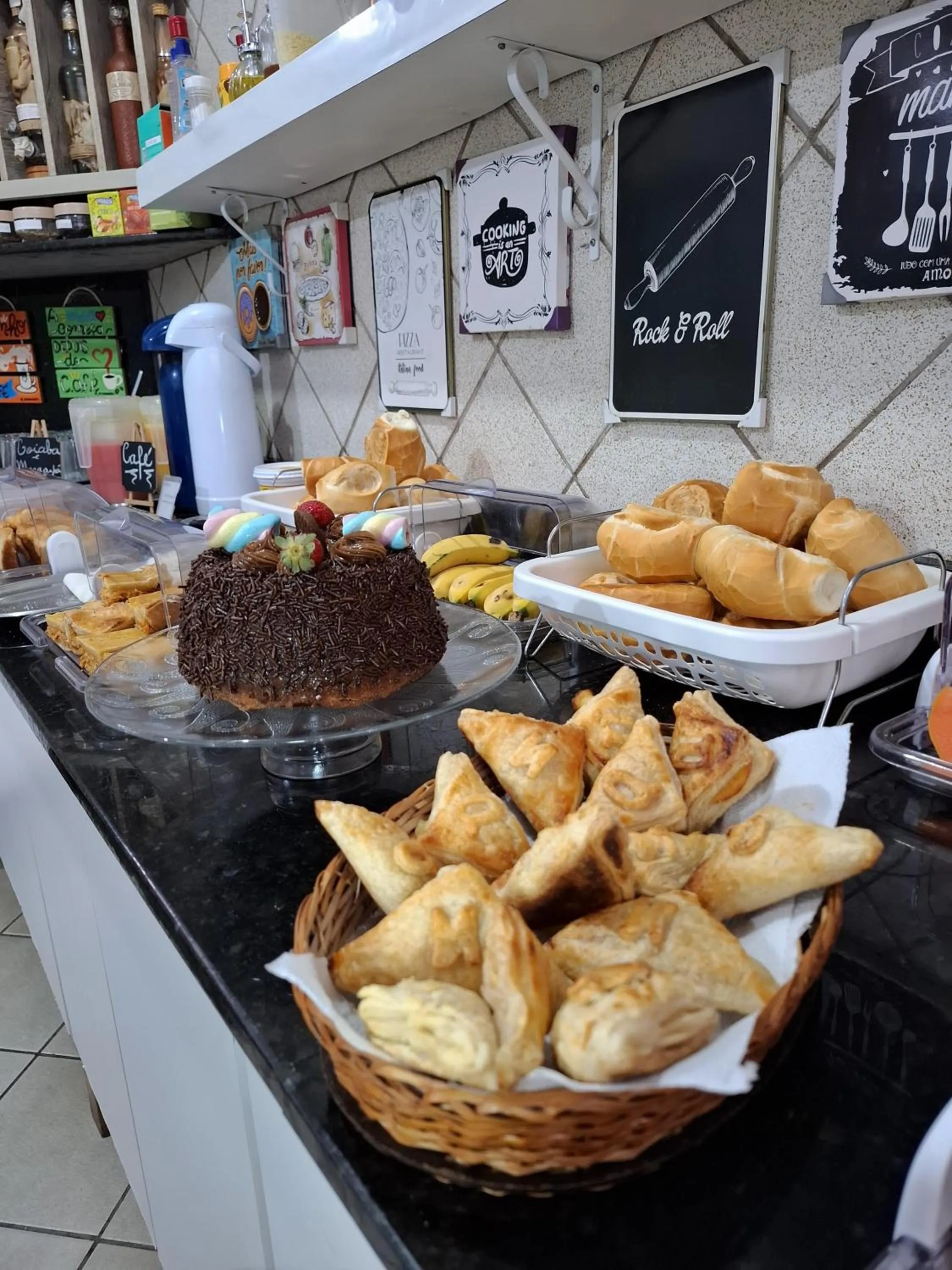 Breakfast in Hotel Pilão