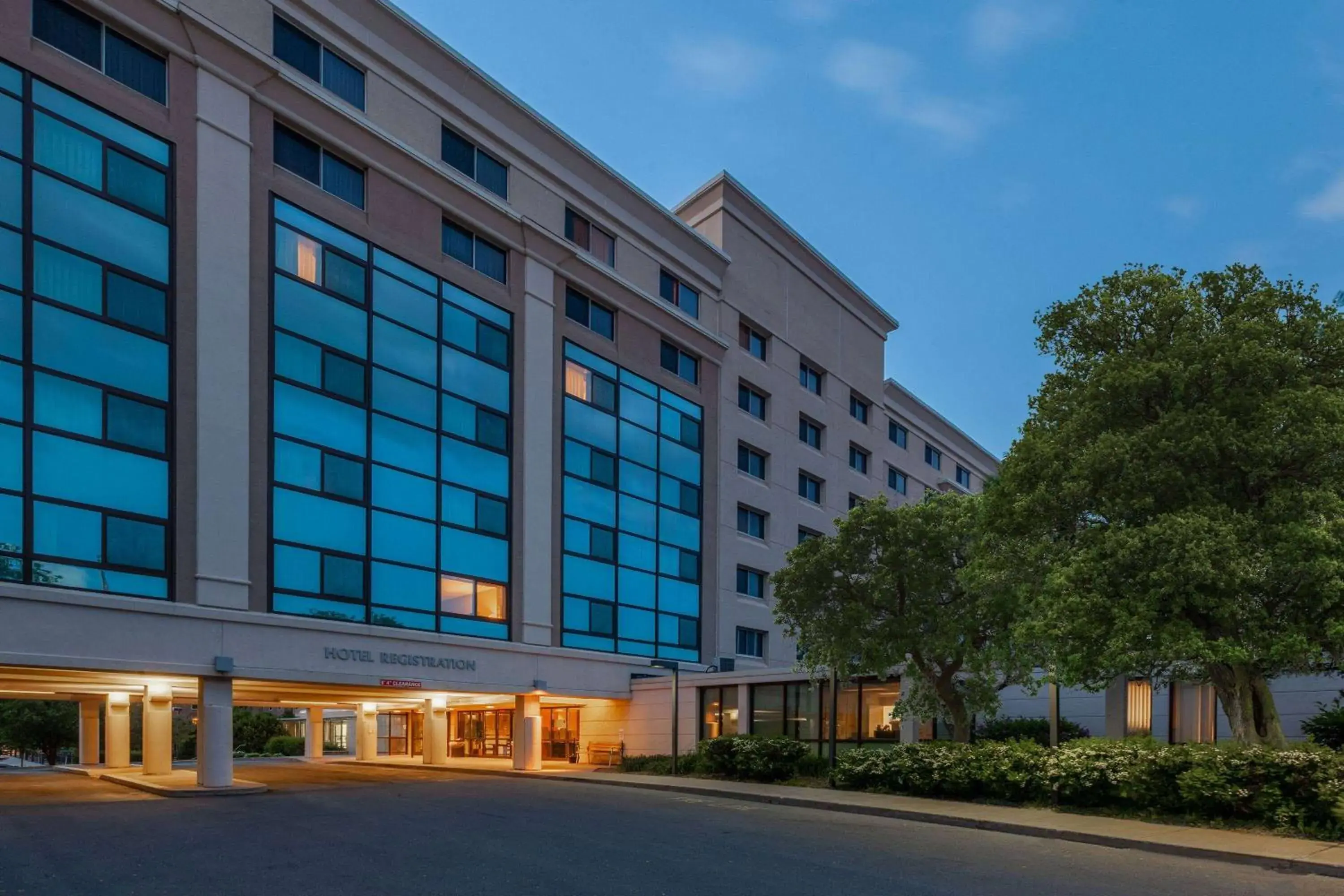 Property building in Randolph House Hotel, Trademark Collection by Wyndham Property building in Randolph House Hotel, Trademark Collection by Wyndham