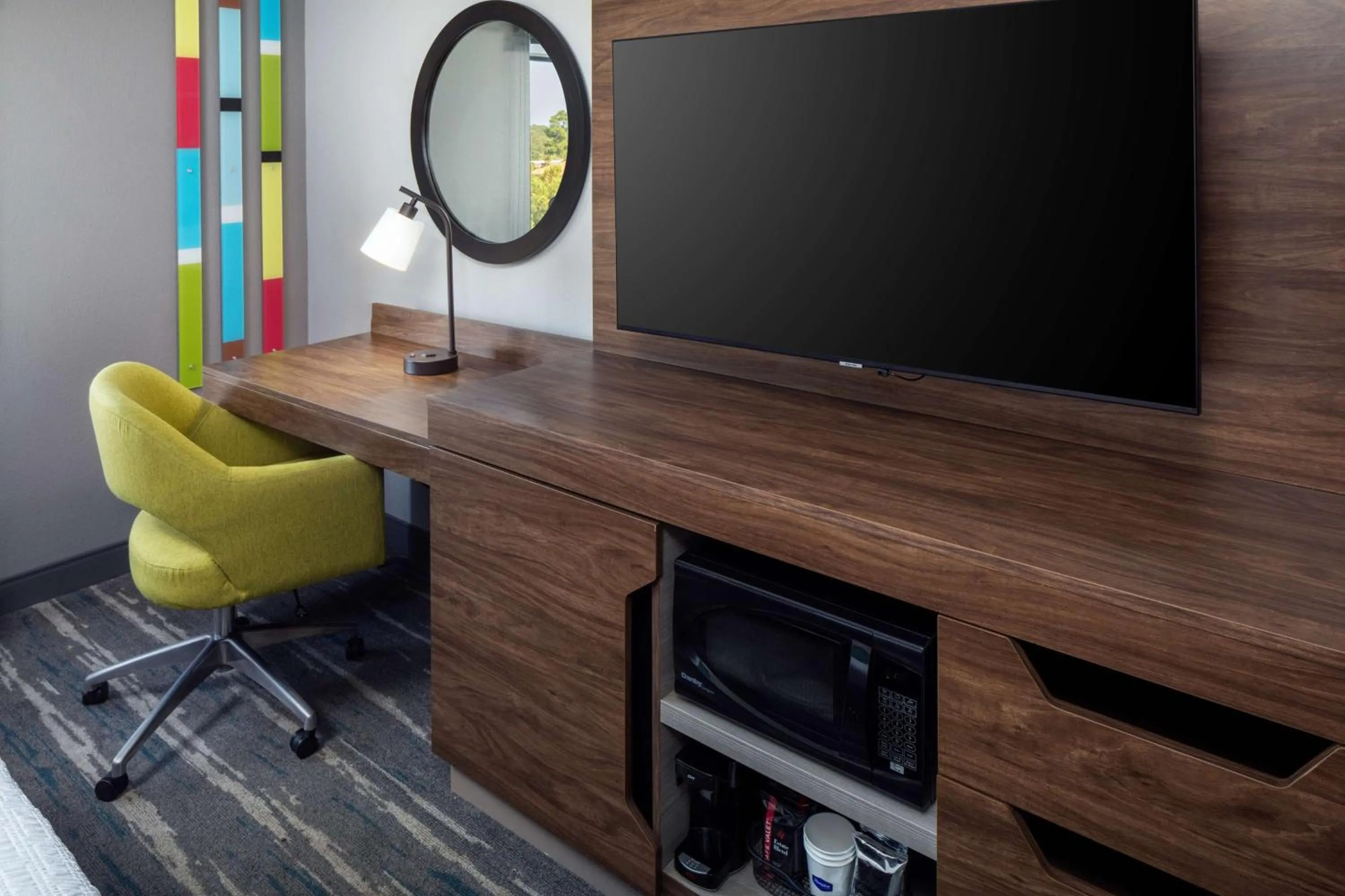 Bedroom in Hampton Inn & Suites Savannah - I-95 South - Gateway