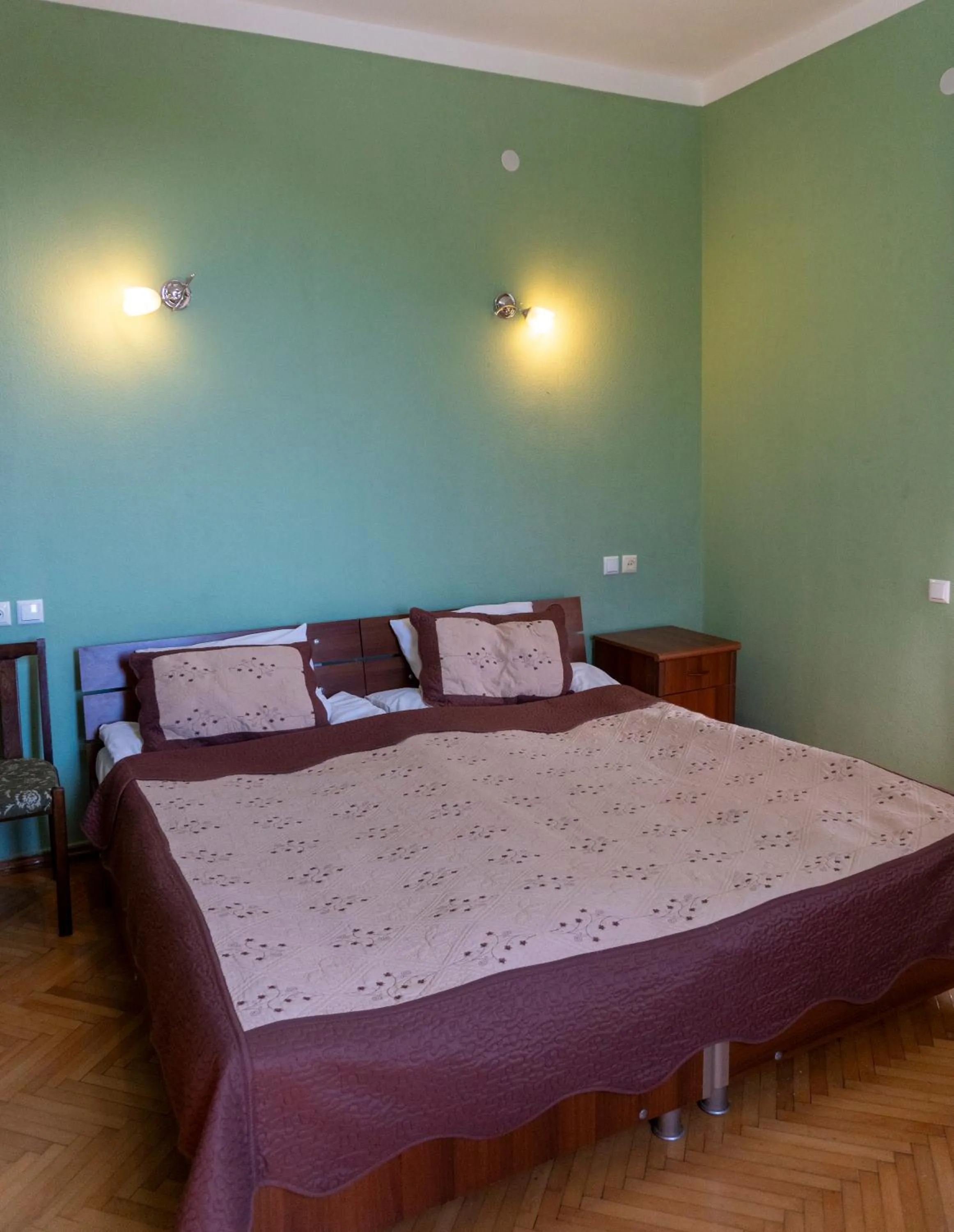 Bed in Galavnis Kari Hotel
