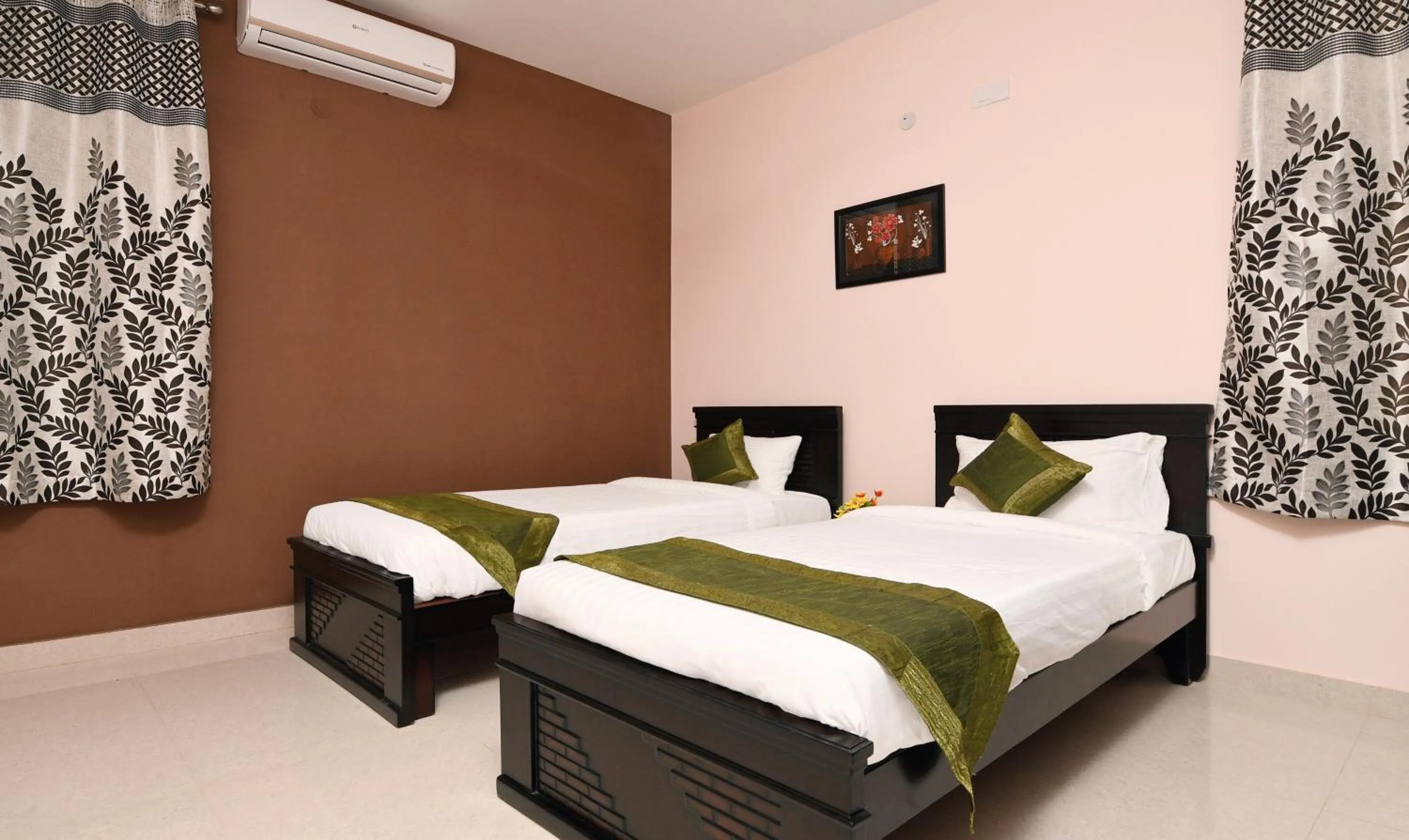 Bedroom, Bed in Itsy Hotels Shivas Kuteera