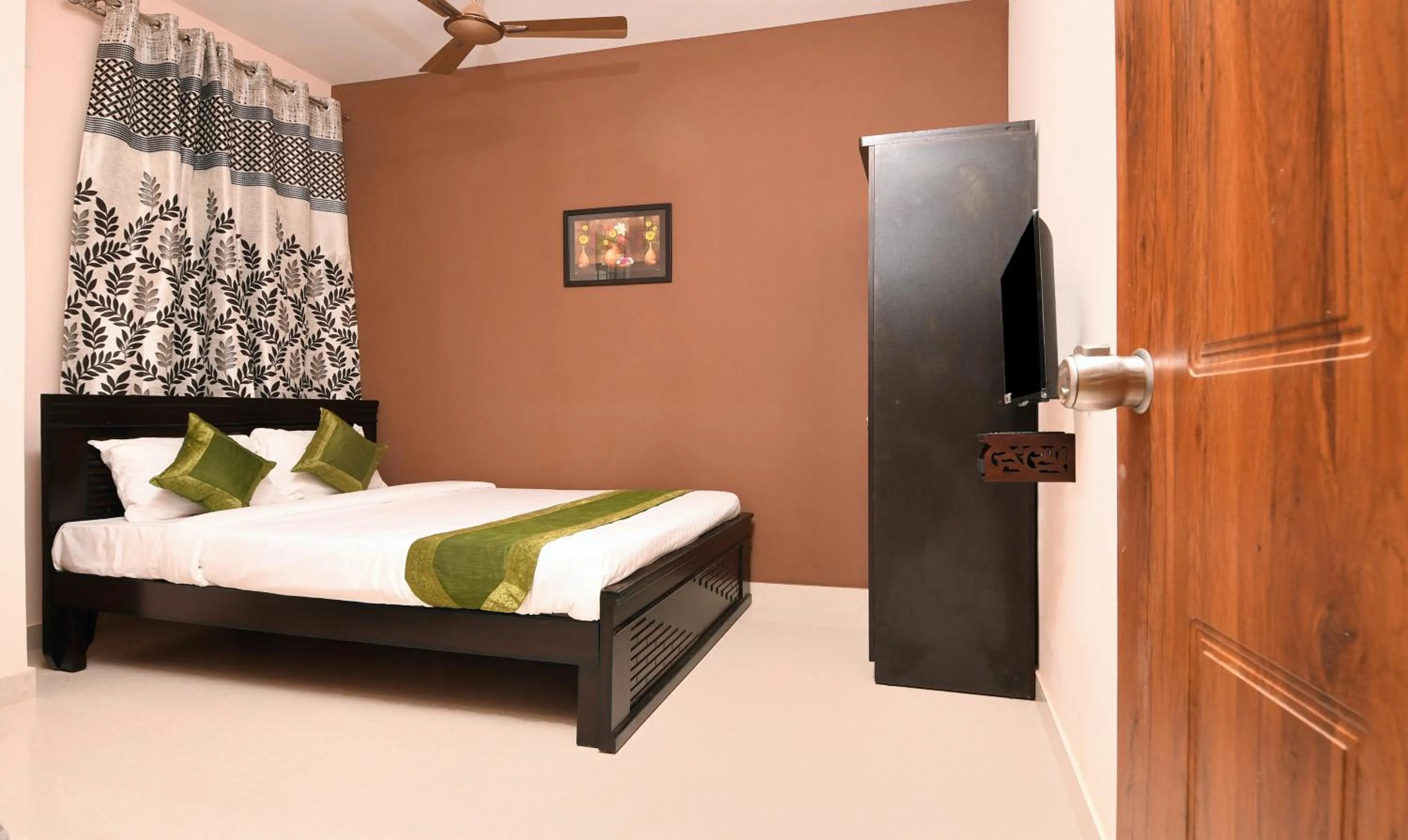 Bed in Itsy Hotels Shivas Kuteera