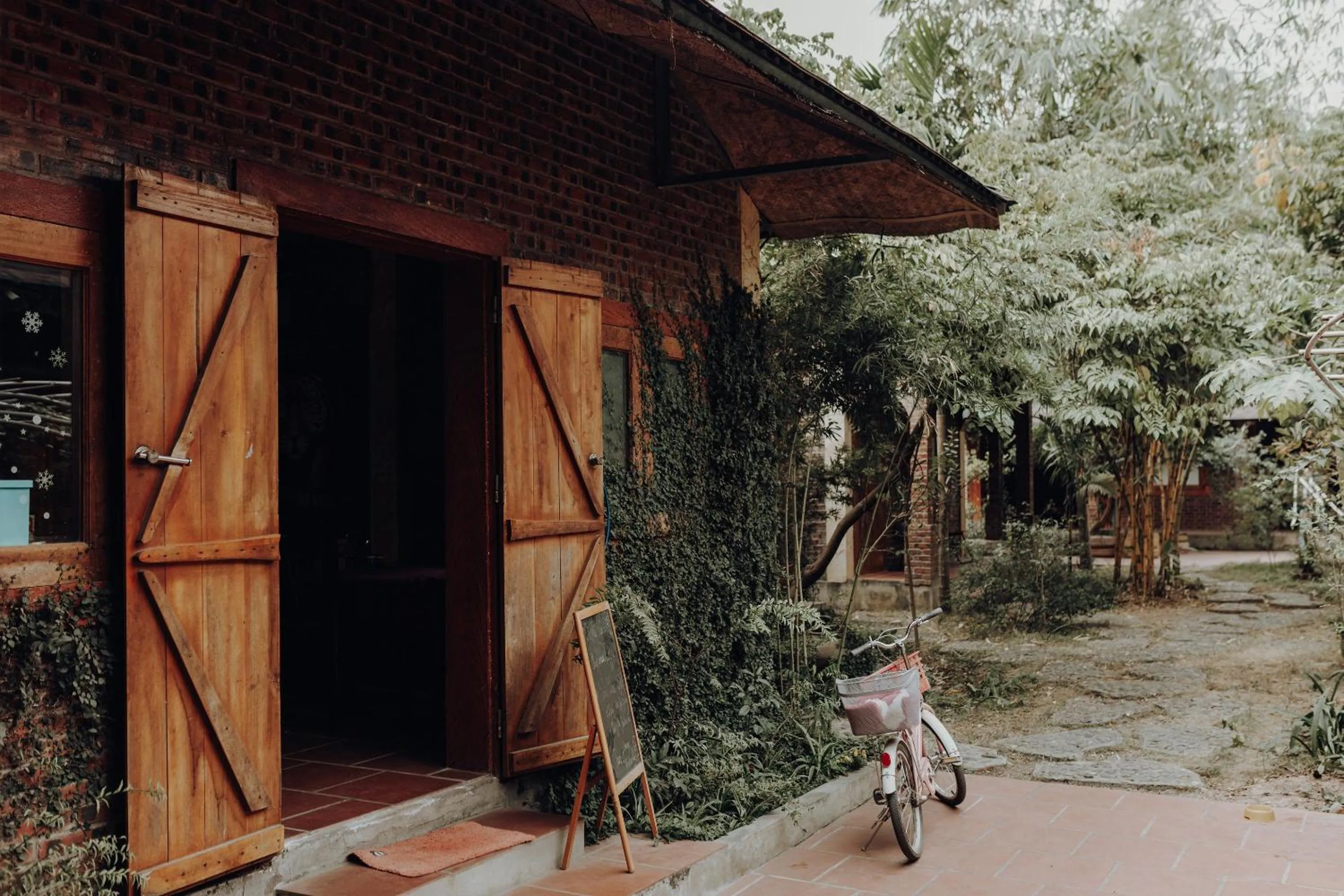 Garden view in Ninh Binh Palm Homestay