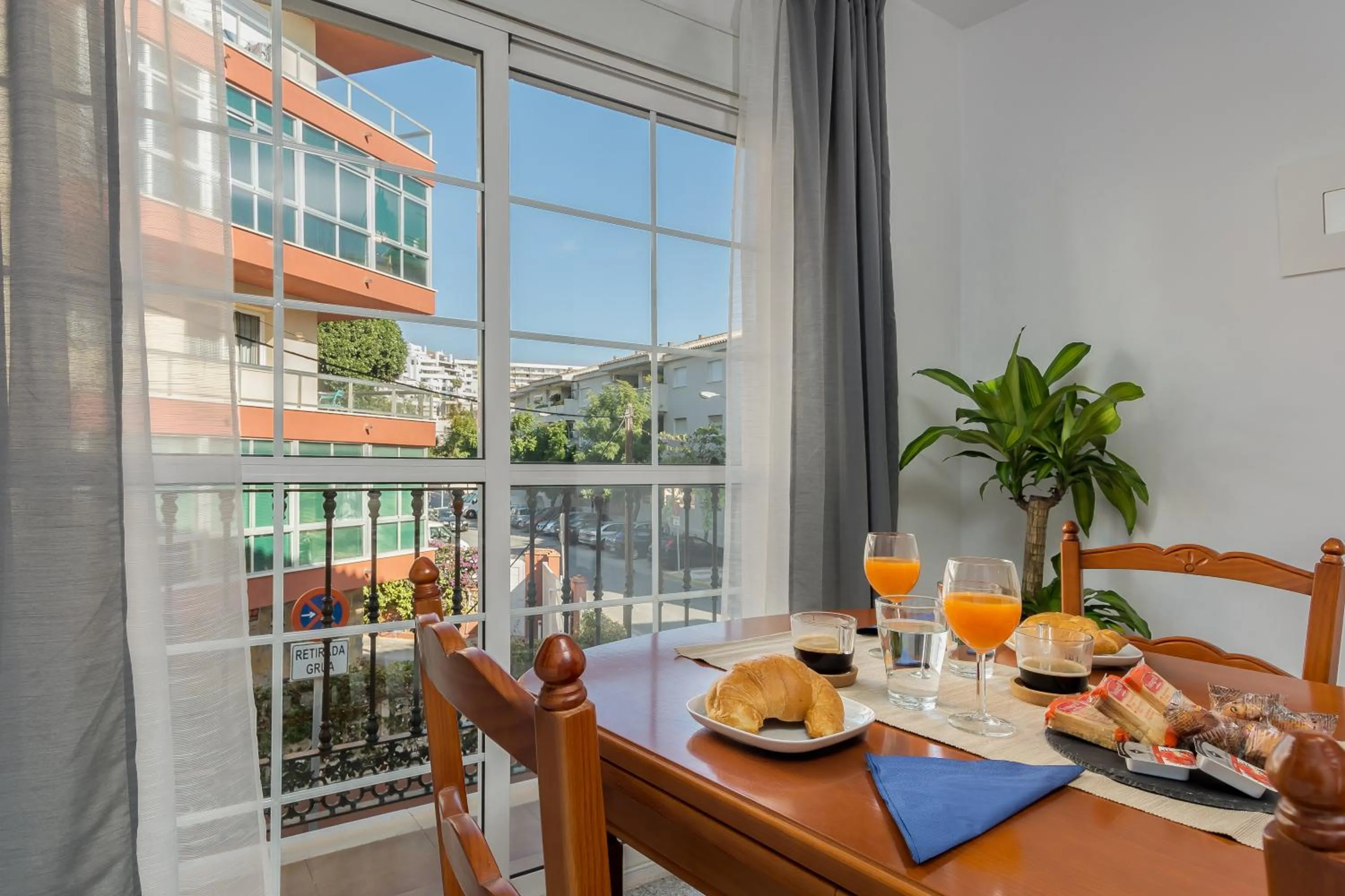 SF Carihuela Luxury Suite