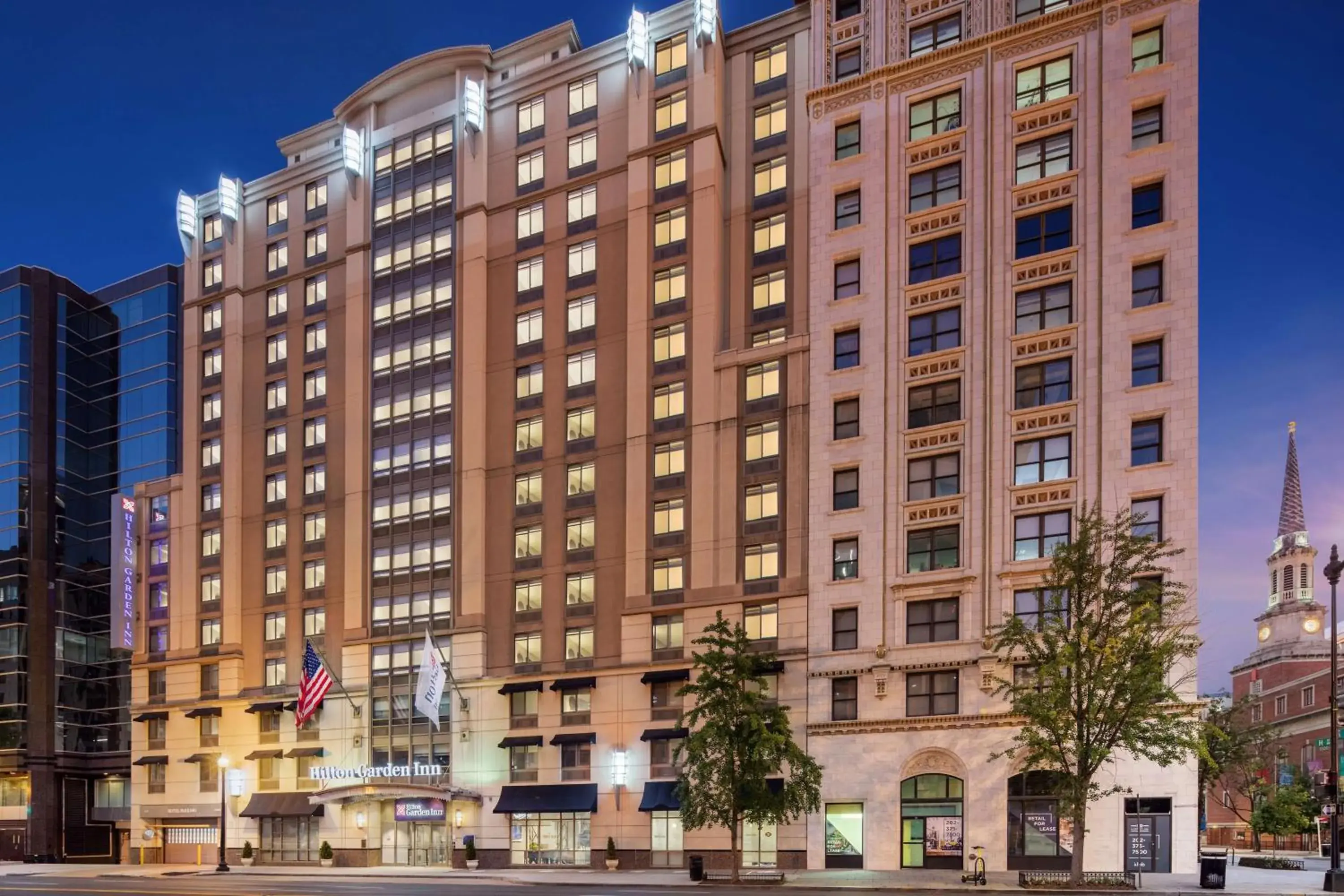 Property building in Hilton Garden Inn Washington DC Downtown Property building in Hilton Garden Inn Washington DC Downtown