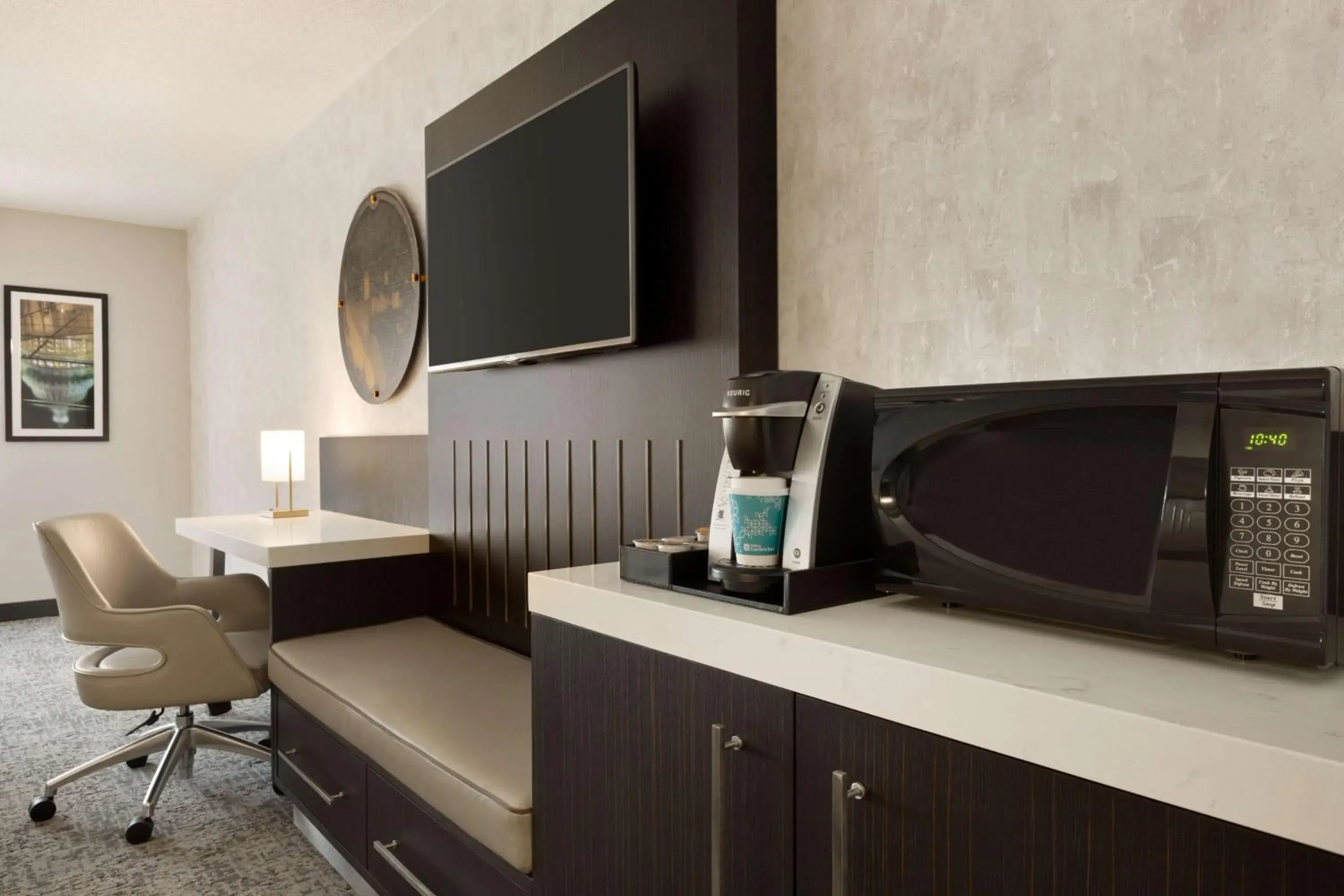 Queen Room with City View - High Floor in Hilton Garden Inn Washington DC Downtown Queen Room with City View - High Floor in Hilton Garden Inn Washington DC Downtown