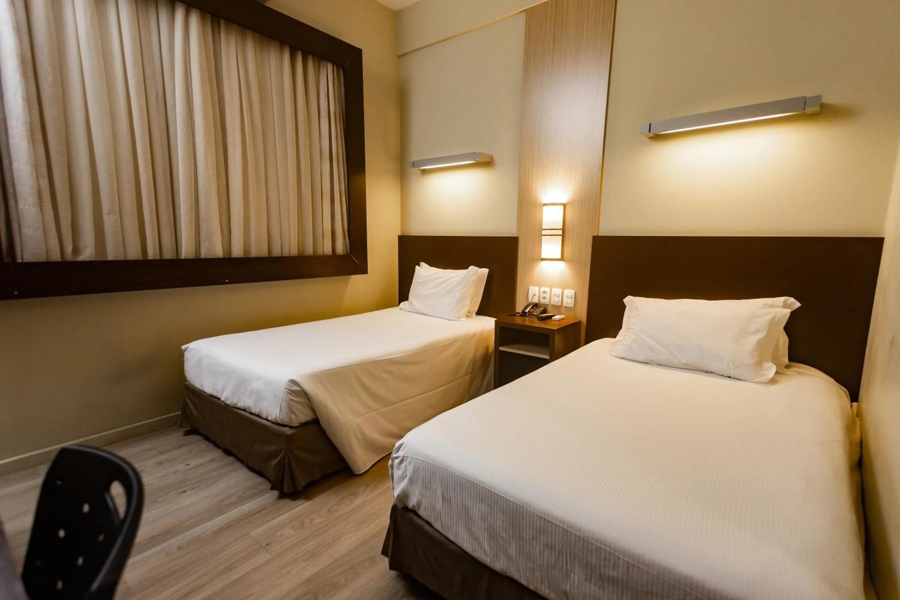 Bed in Master Cosmopolitan Moinhos de Vento