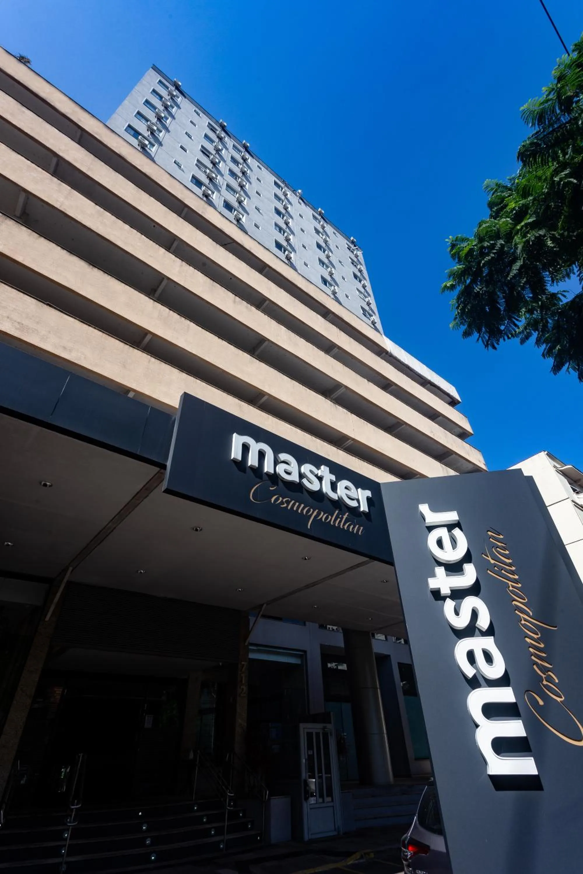 Facade/entrance in Master Cosmopolitan Moinhos de Vento