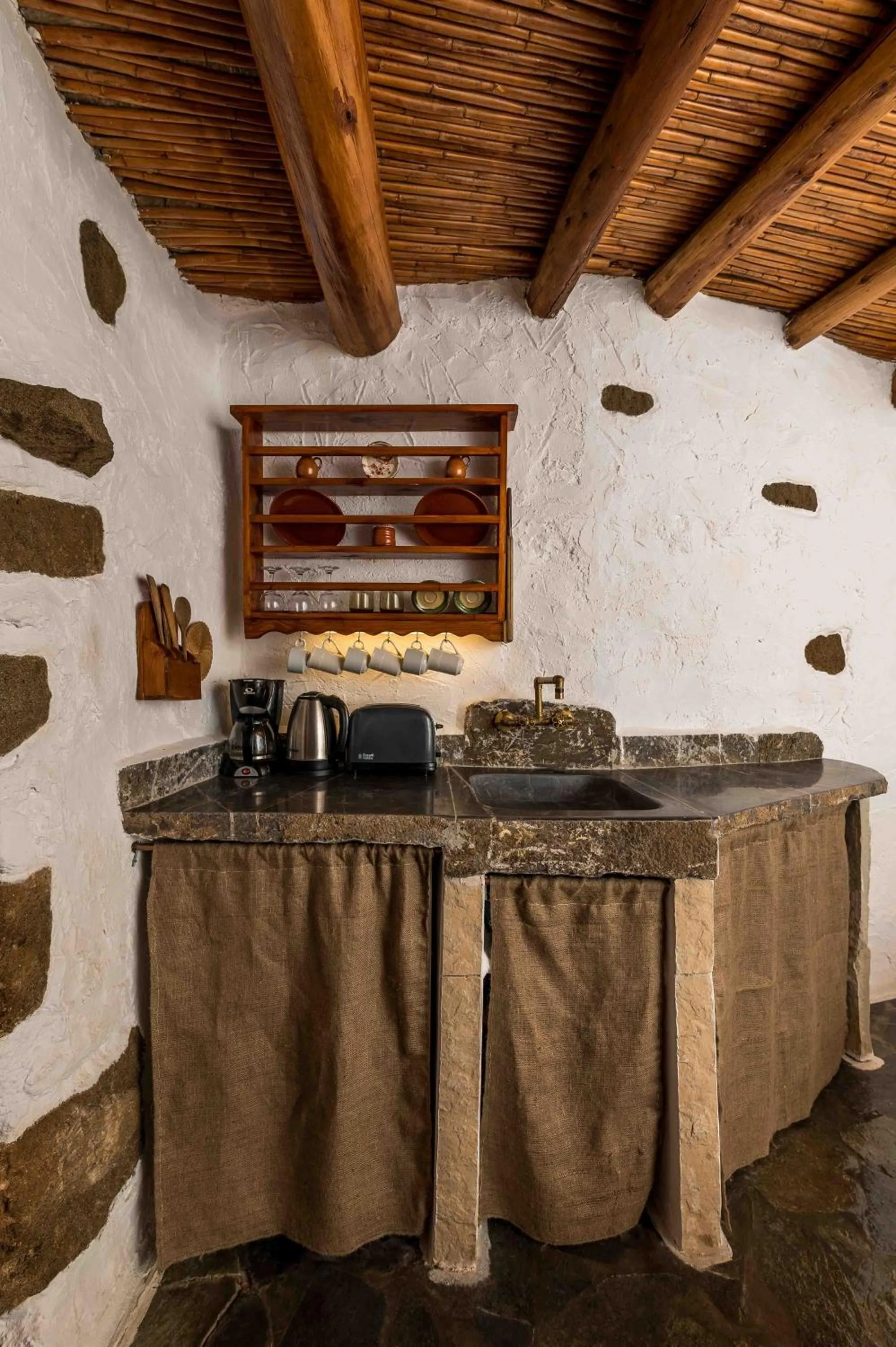 Kitchen or kitchenette in Natura cottages