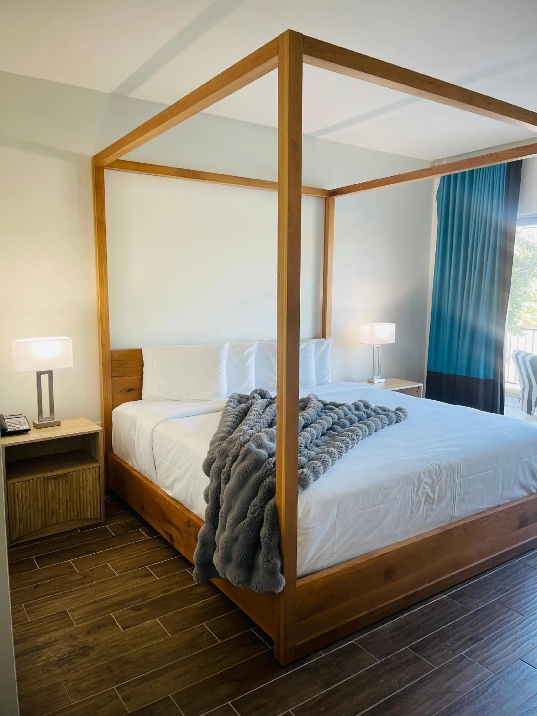 Bed in The Chateau at Lake La Quinta