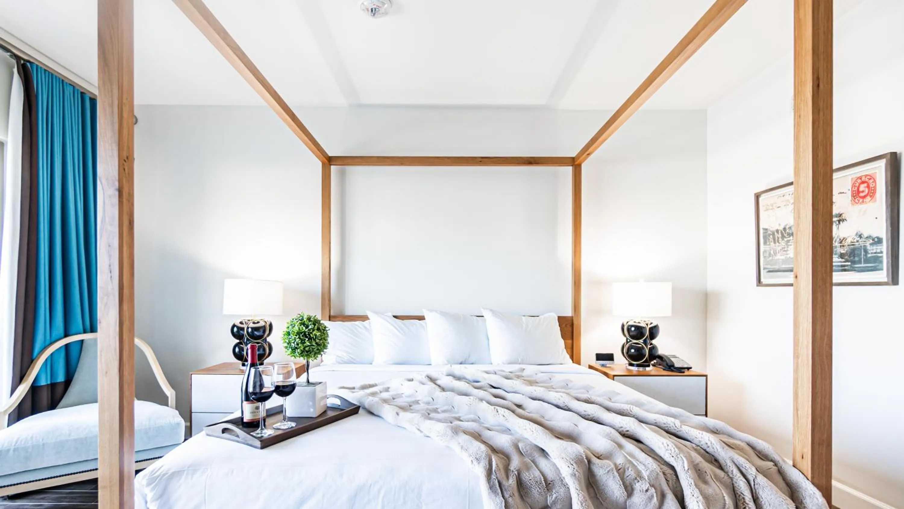 Bed in The Chateau at Lake La Quinta