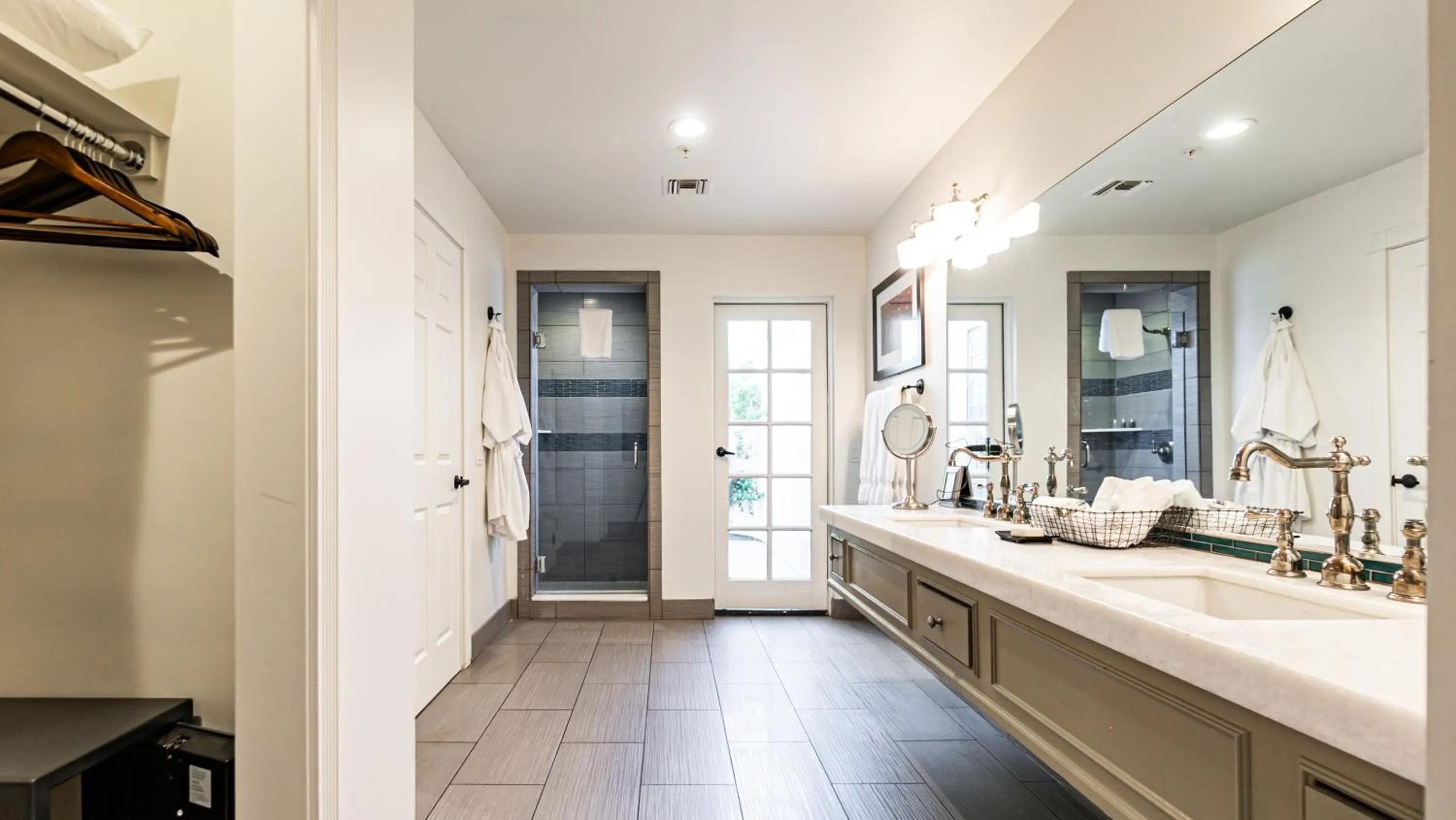 The Chateau at Lake La Quinta