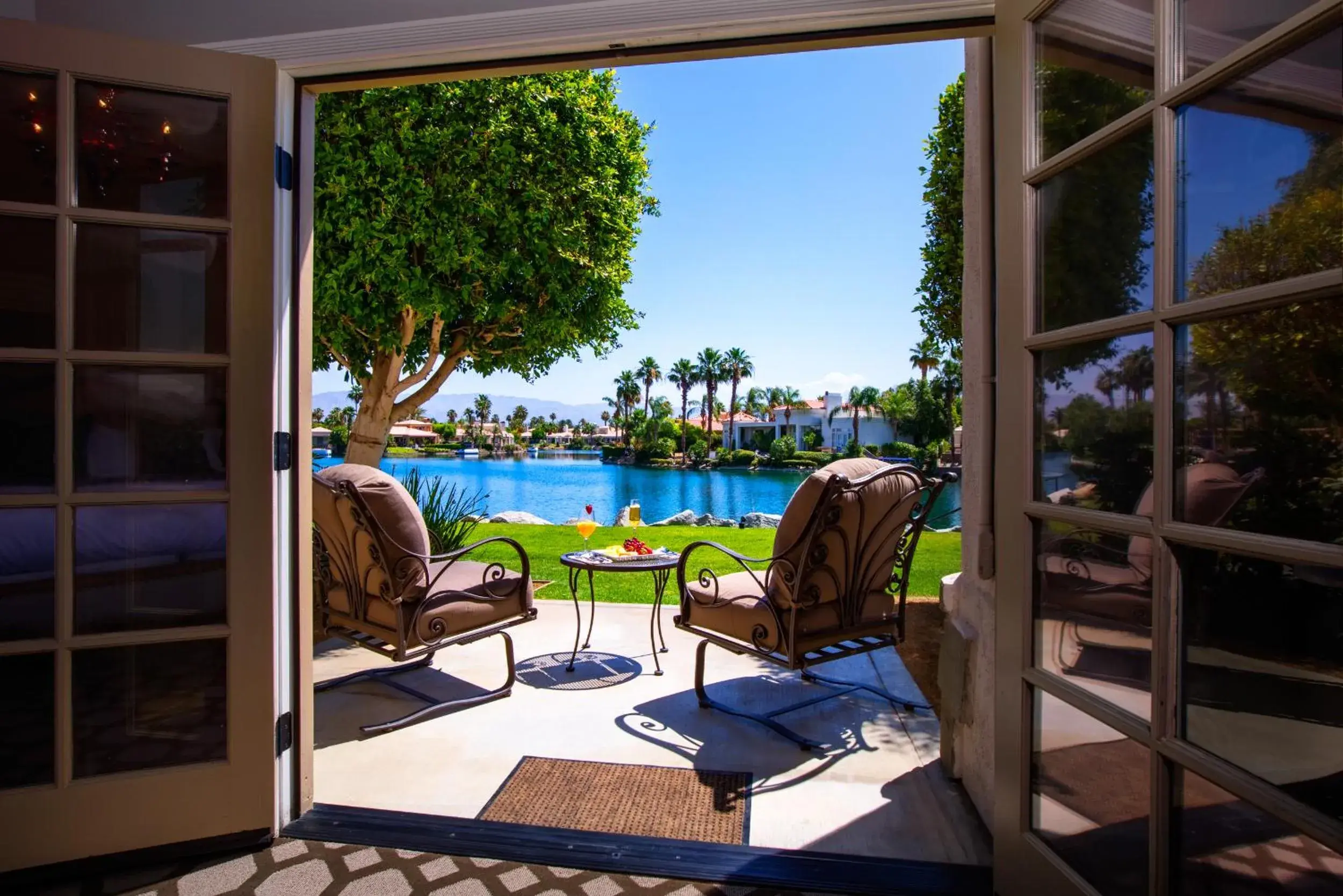 Lake view, Swimming Pool in The Chateau at Lake La Quinta