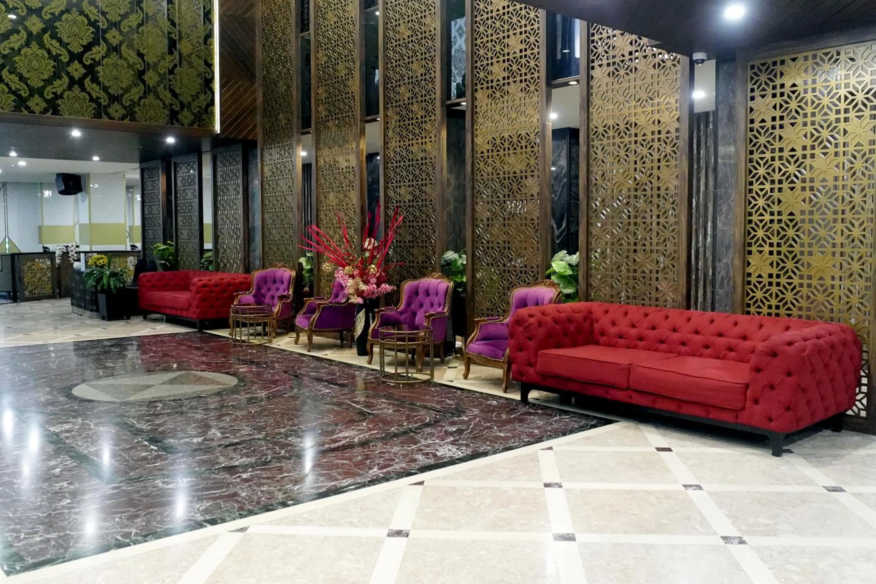 Lobby or reception in Beverly Hotel Batam