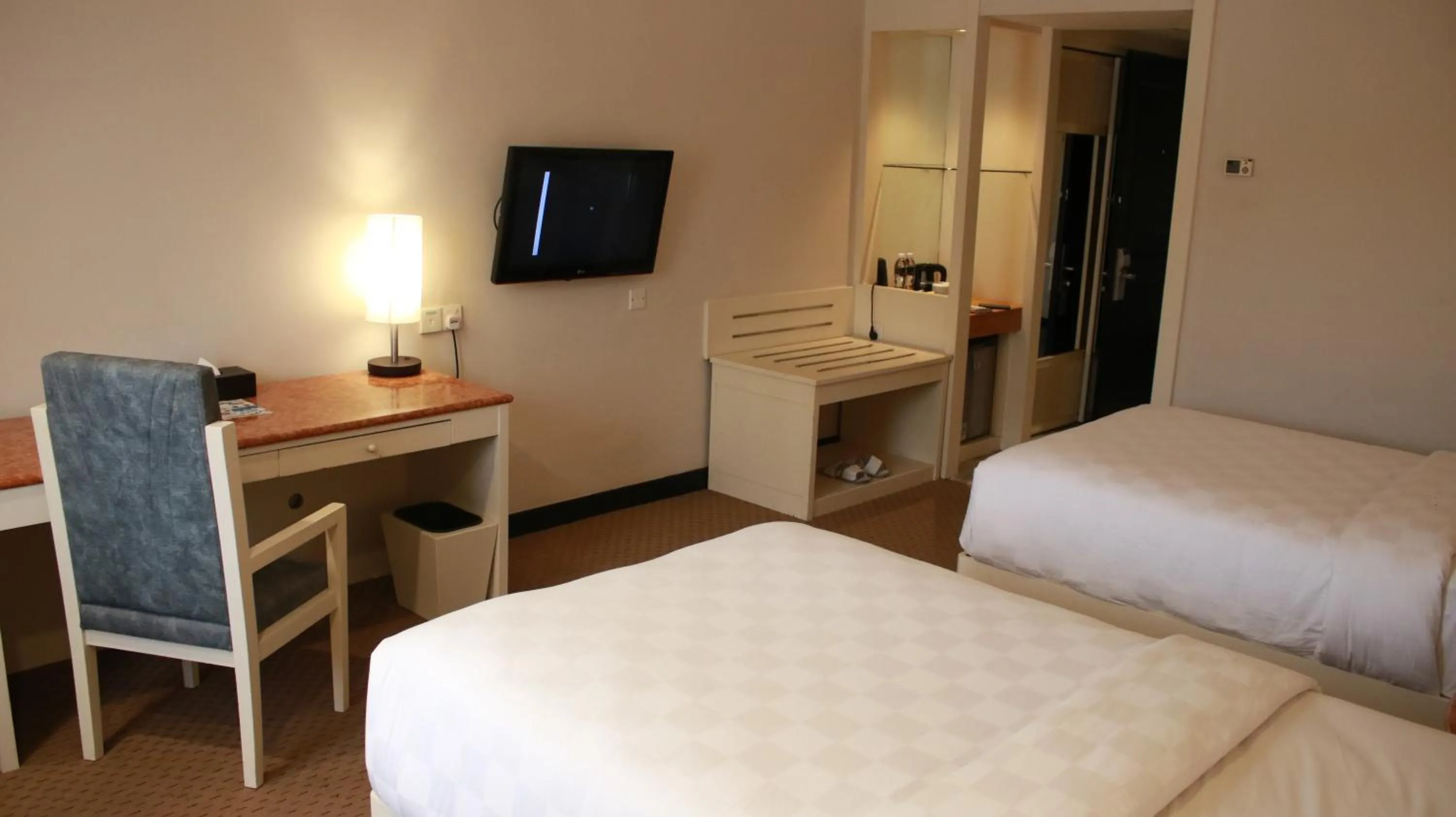 Bed in Beverly Hotel Batam