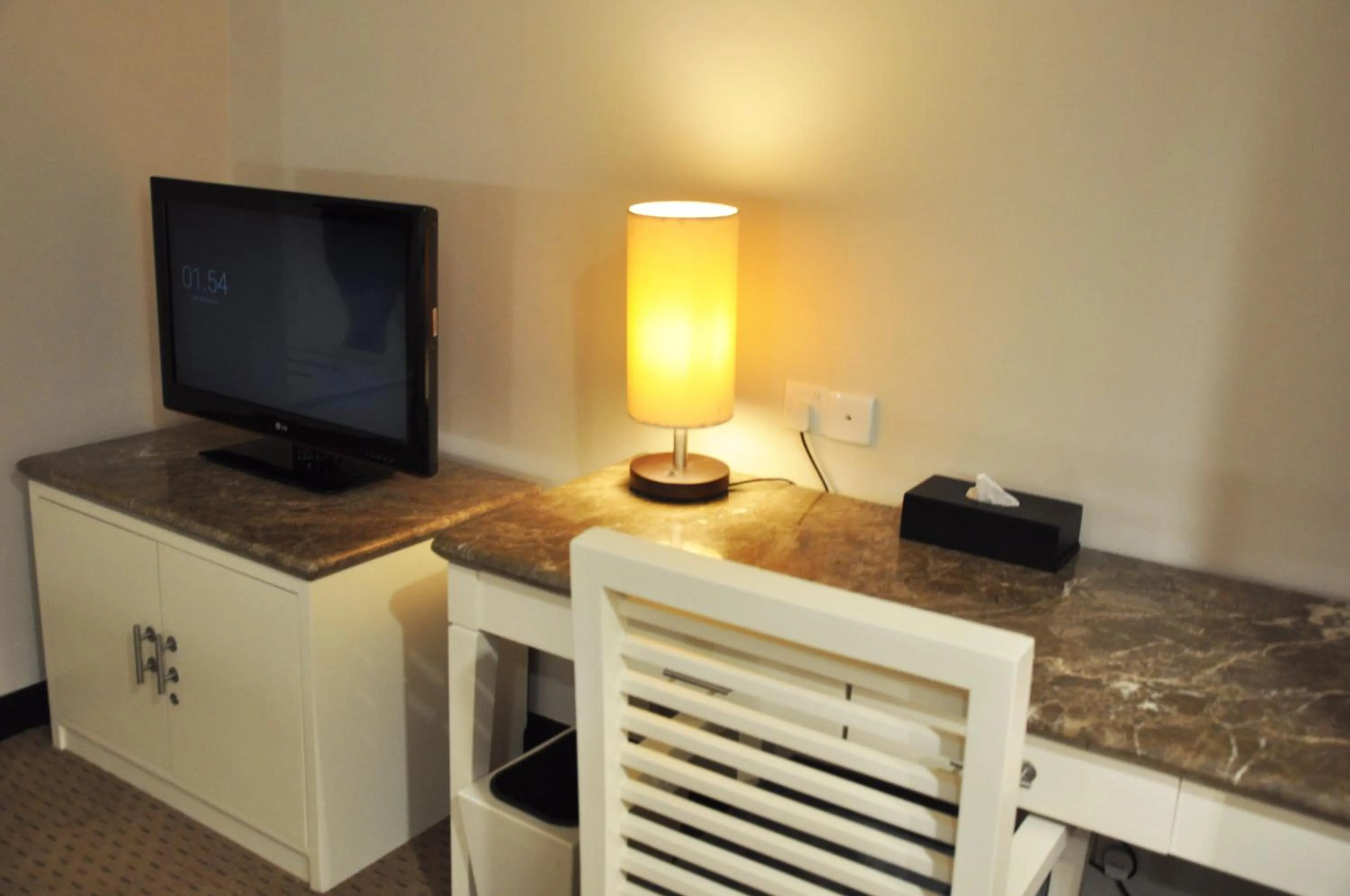 TV and multimedia in Beverly Hotel Batam